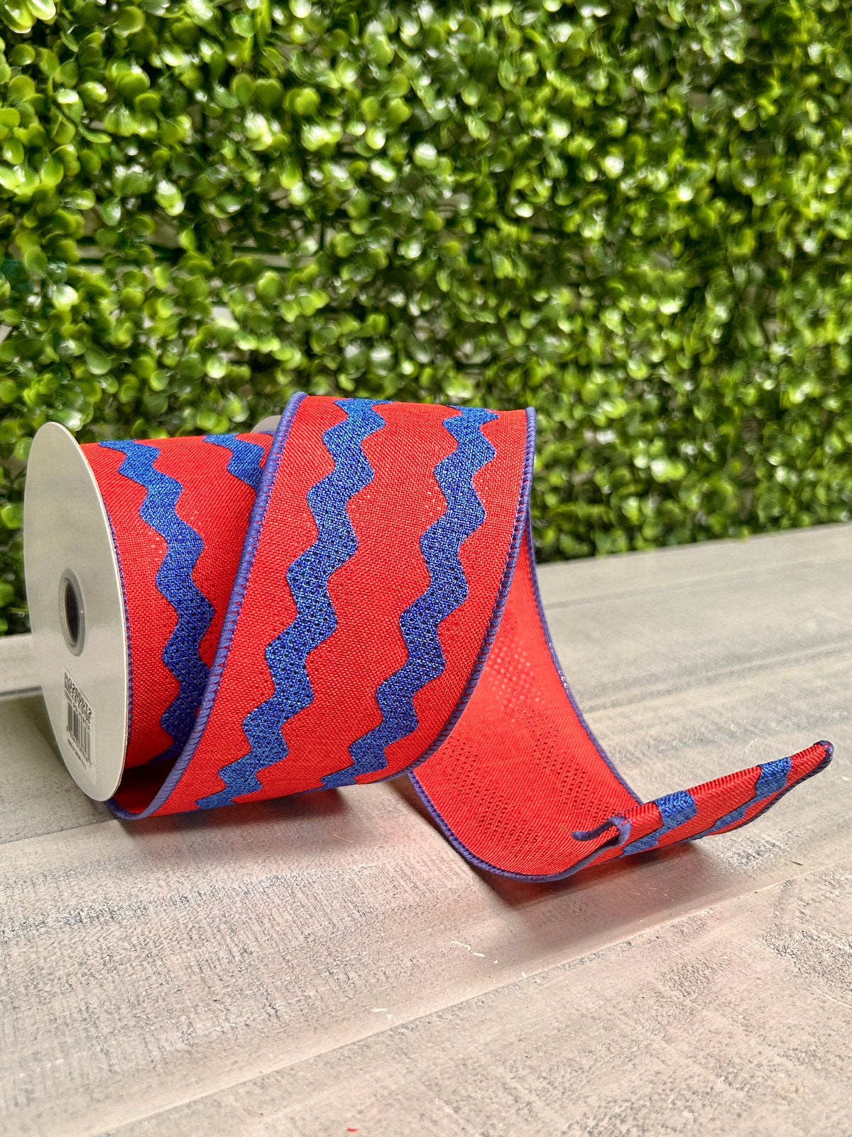2.5 Inch By 10 Yard Red And Royal Blue Ric Rac Ribbon
