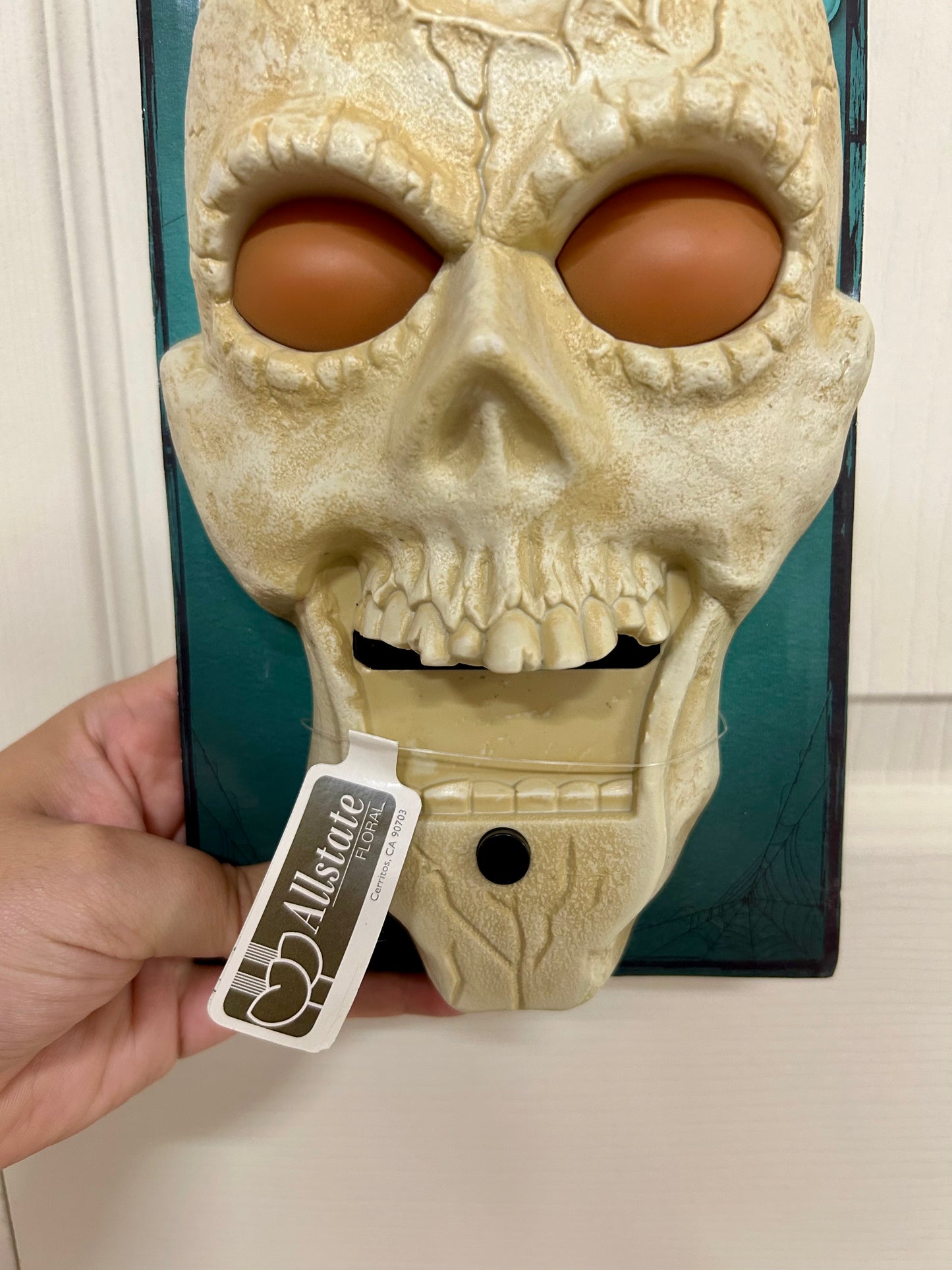 9 Inch Light Up Talking Skull Doorbell