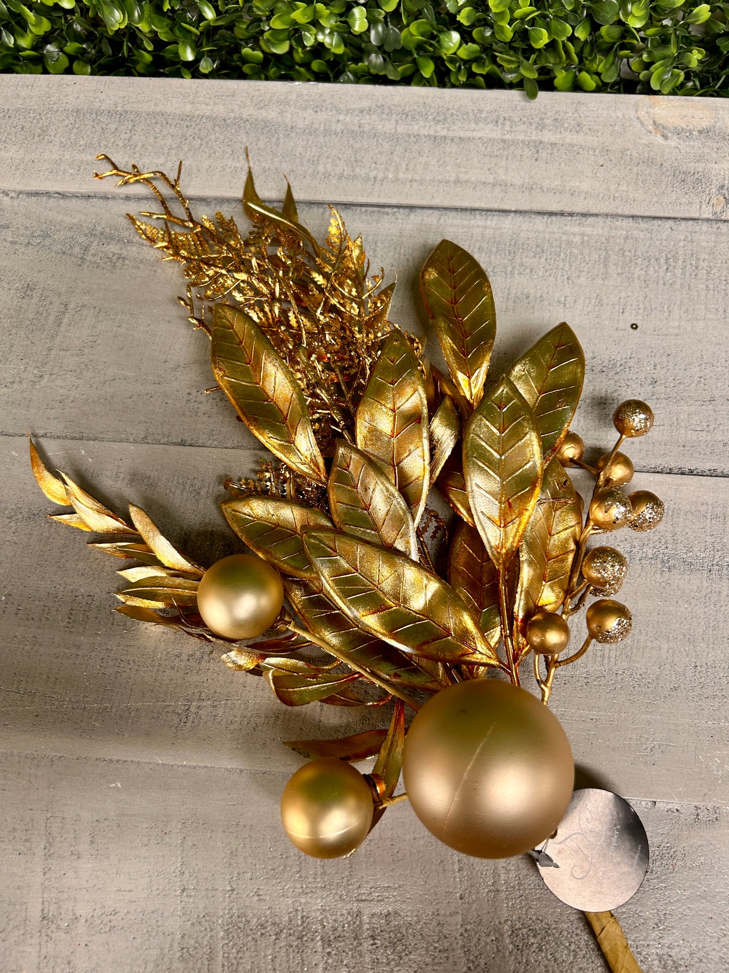 15.5 Inch Gold Mixed Metallic Glitter Ball Foliage Pick