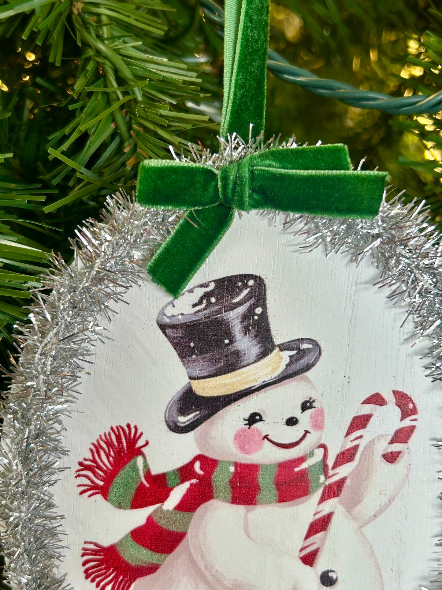 6 Inch Tinsel Oval Ornament Two Styles