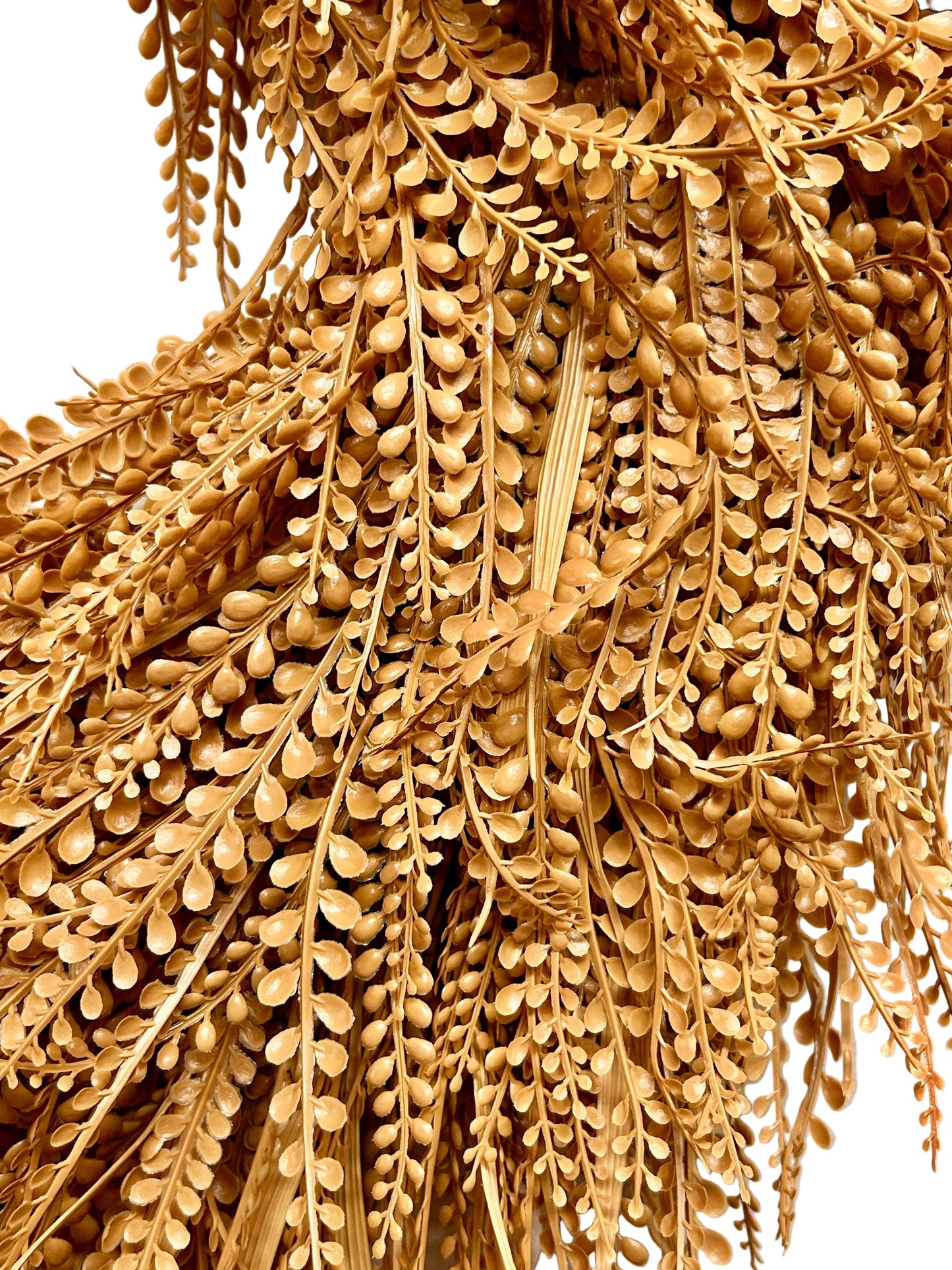 28 Inch Beige Deluxe Mixed Blade And Bead Grass Grass UV Protected Wreath