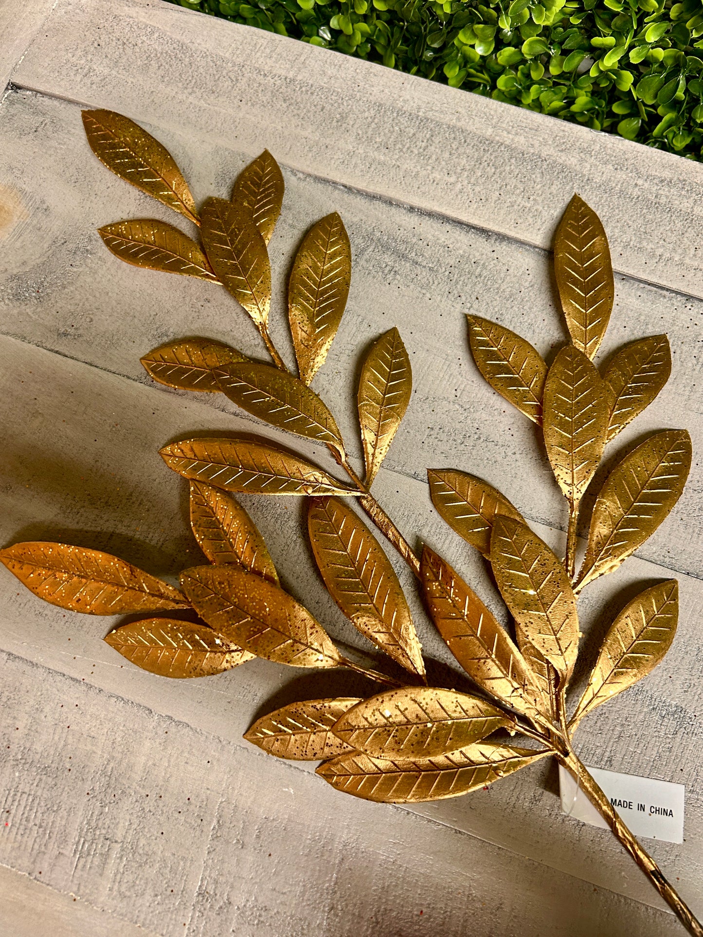 26 Inch Gold Metallic Bay Leaf Spray