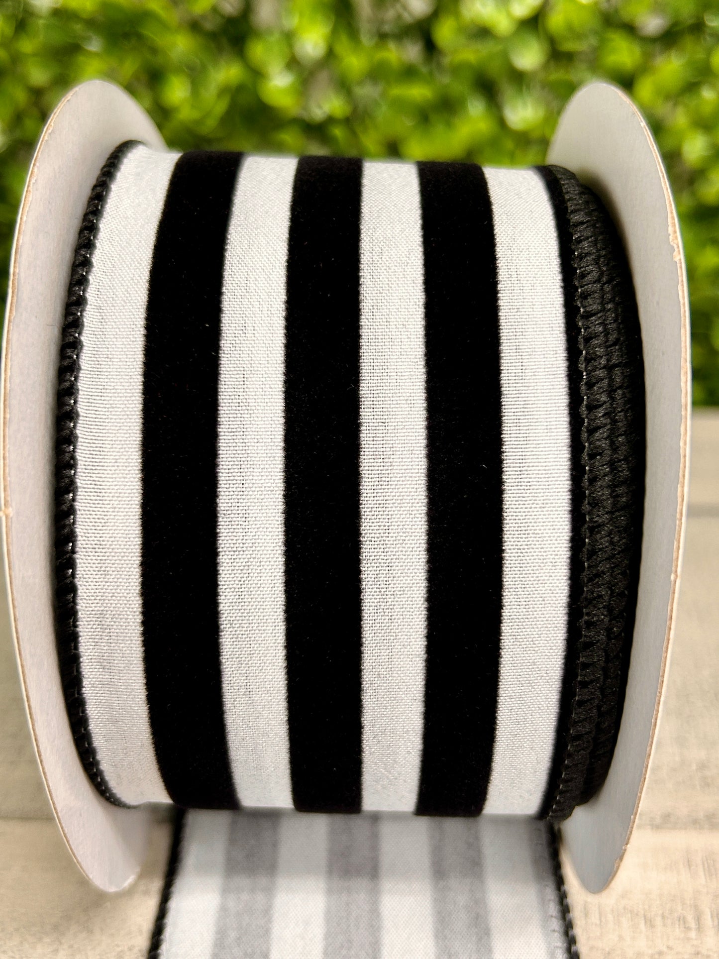 2.5 Inch By 10 Yard Black And White Flocked Cabana Stripes Ribbon