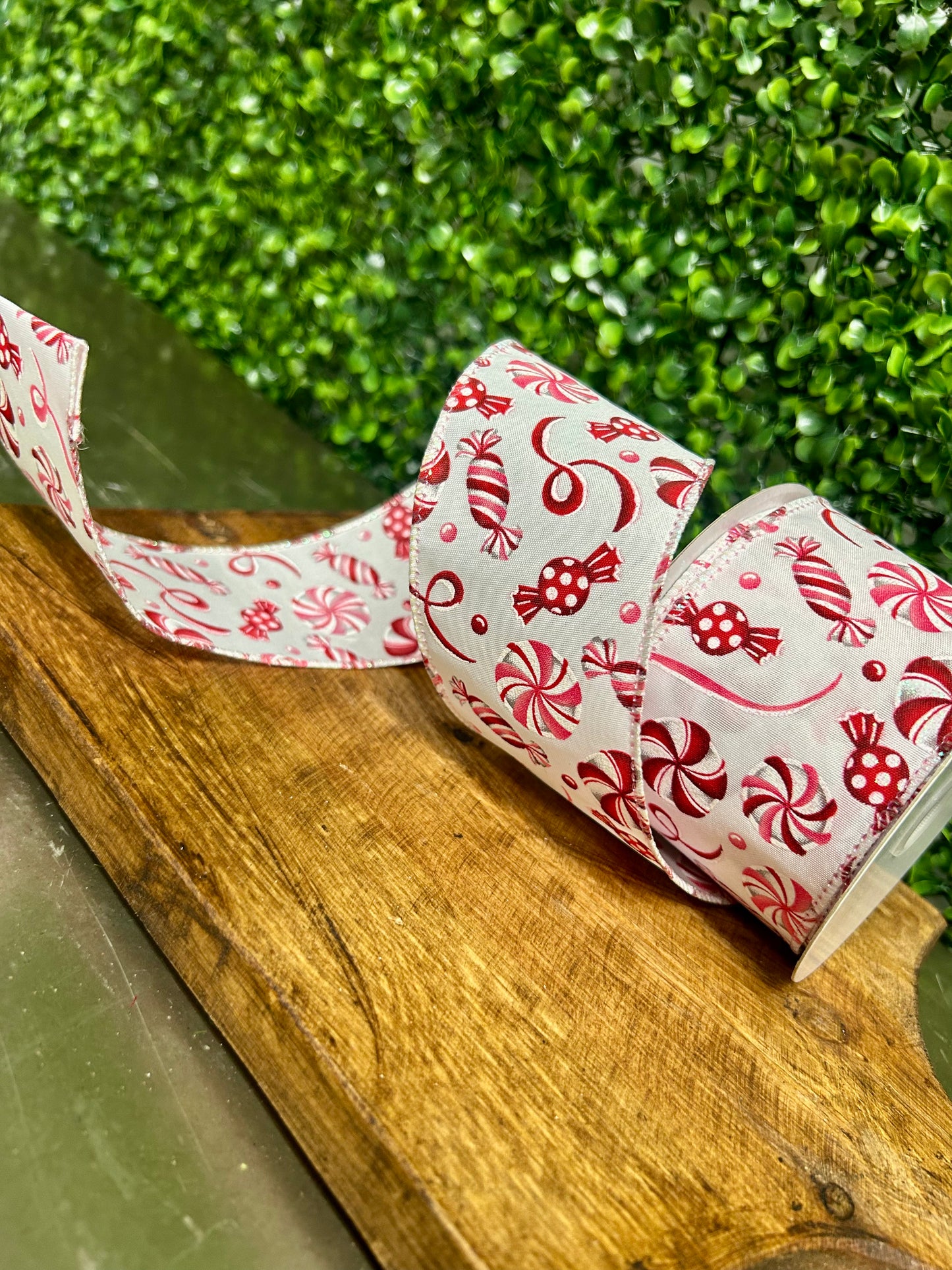 2.5 Inch By 10 Yard Pink And Red Christmas Candy Ribbon