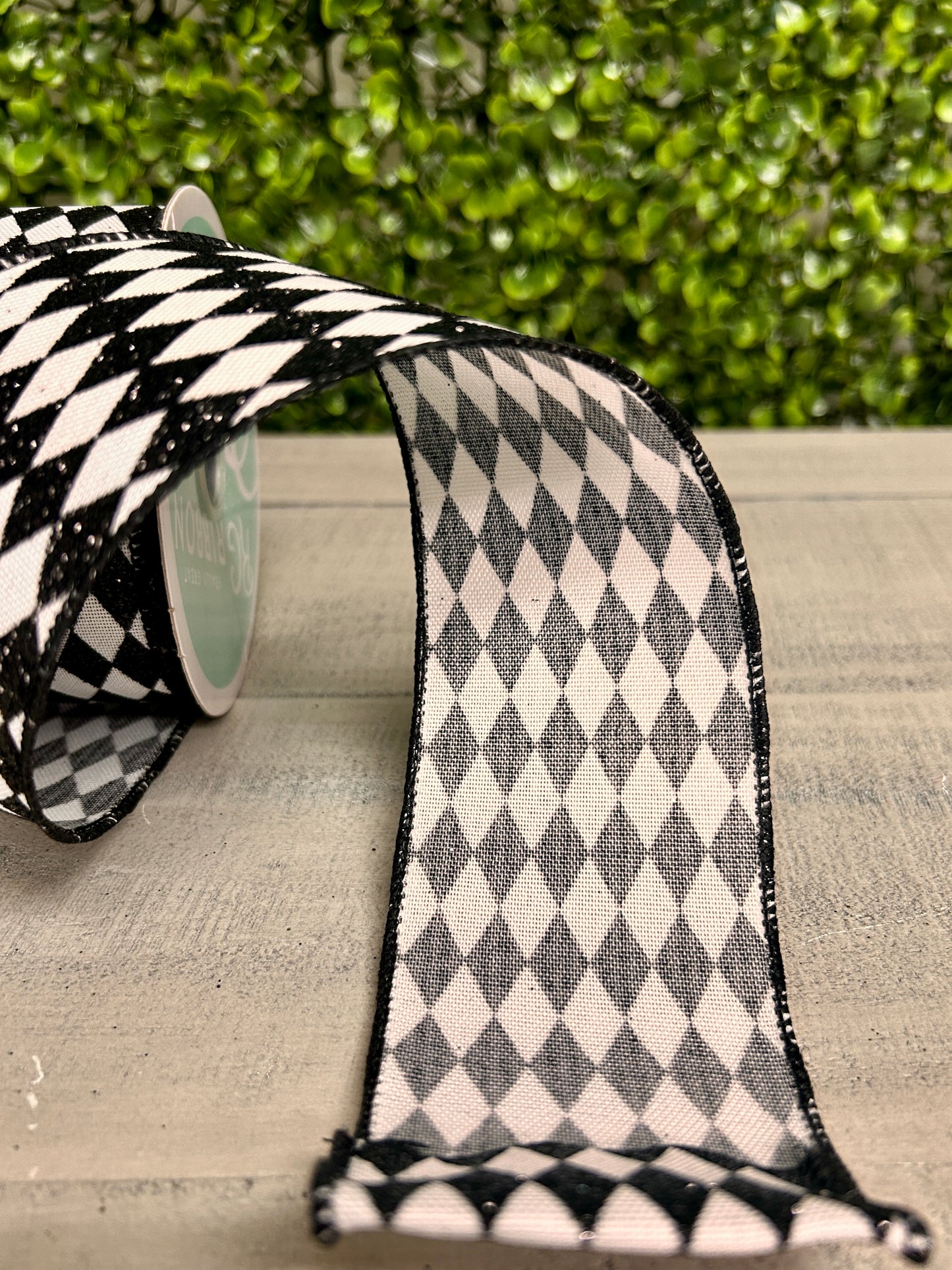 2.5 Inch By 10 Yard Black And White Glitter Harlequin Ribbon