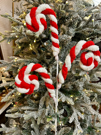 24 Inch Red And White Faux Sherpa Curl Spray