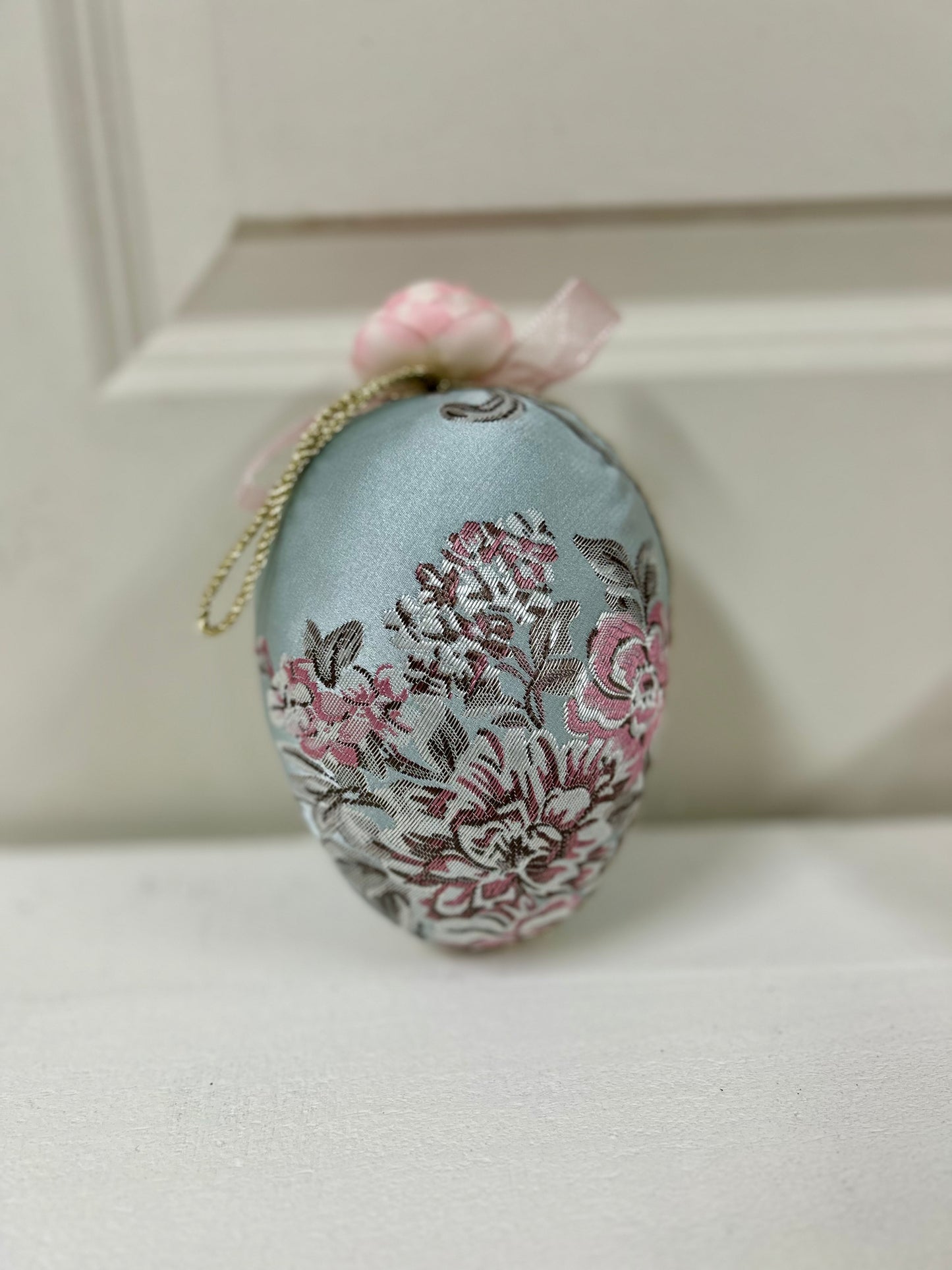 6 Inch Paisley And Velvet Easter Eggs Two Styles