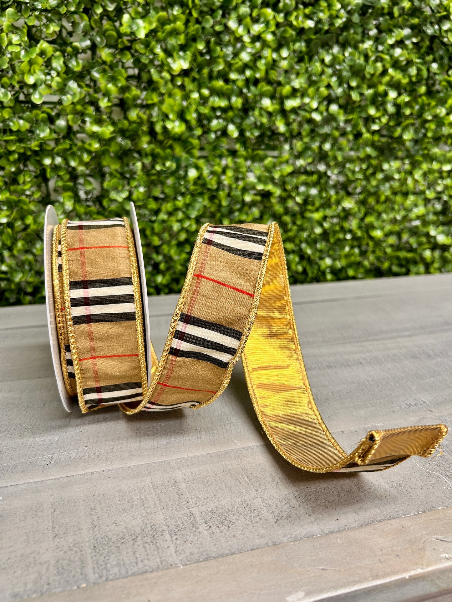 1.5 Inch By 10 Yard  Check With Gold Lame Ribbon