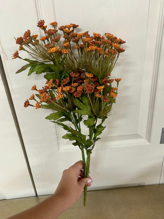 21 Inch Rust Queen Ann Lace Bush