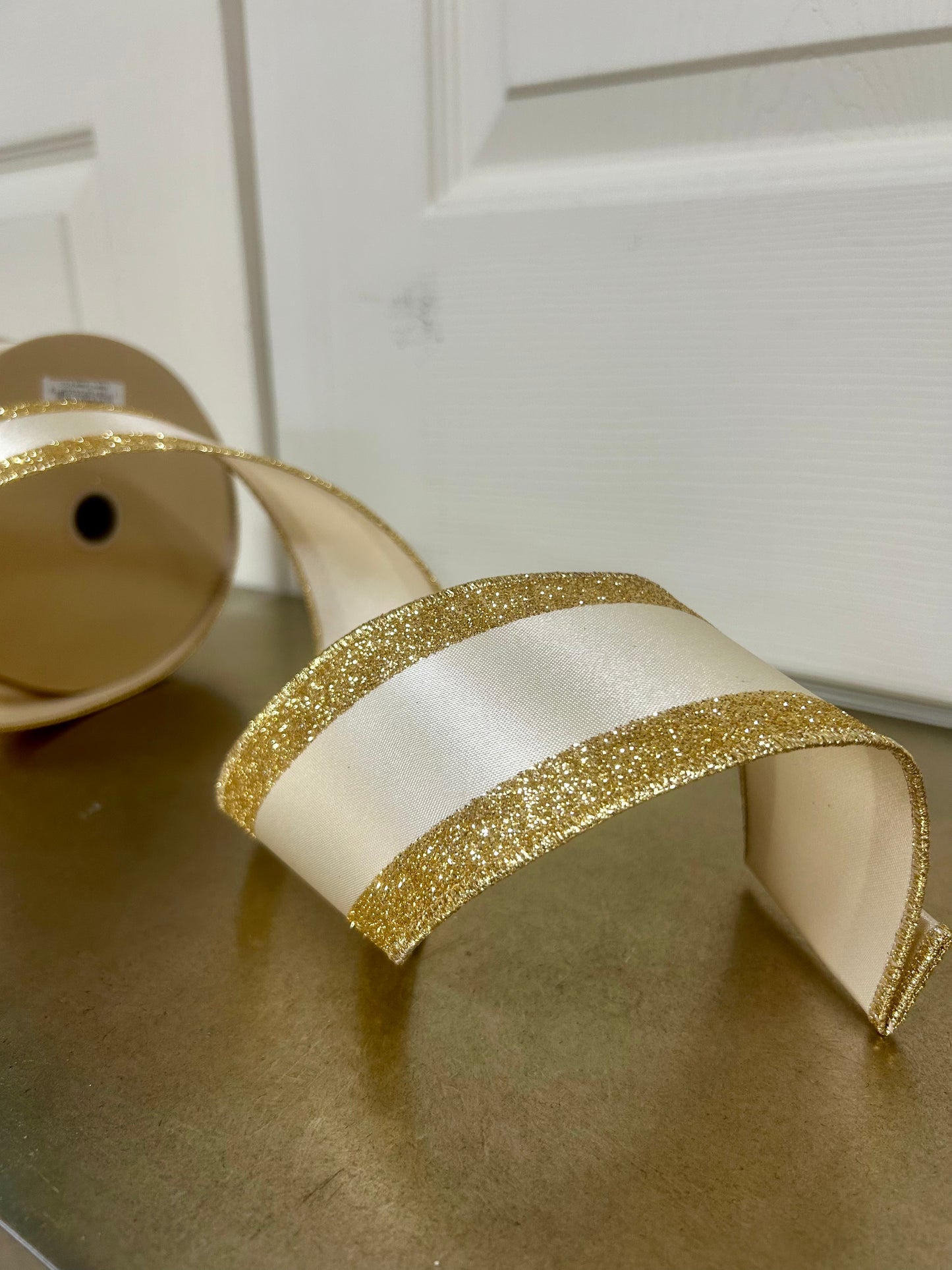 2.5 Inch By 10 Yard Ivory And Gold Vertical Glitter Stripe Sewn Ribbon