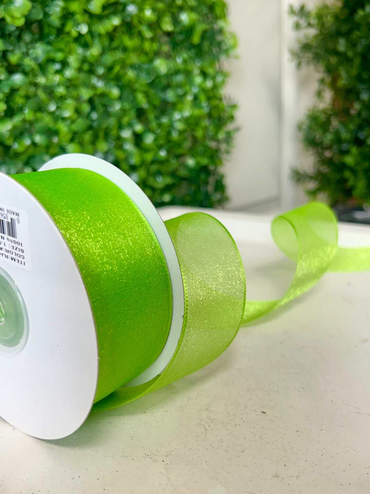 1.5 Inch By 25 Yard Apple Green Snow Organza Unwired Ribbon