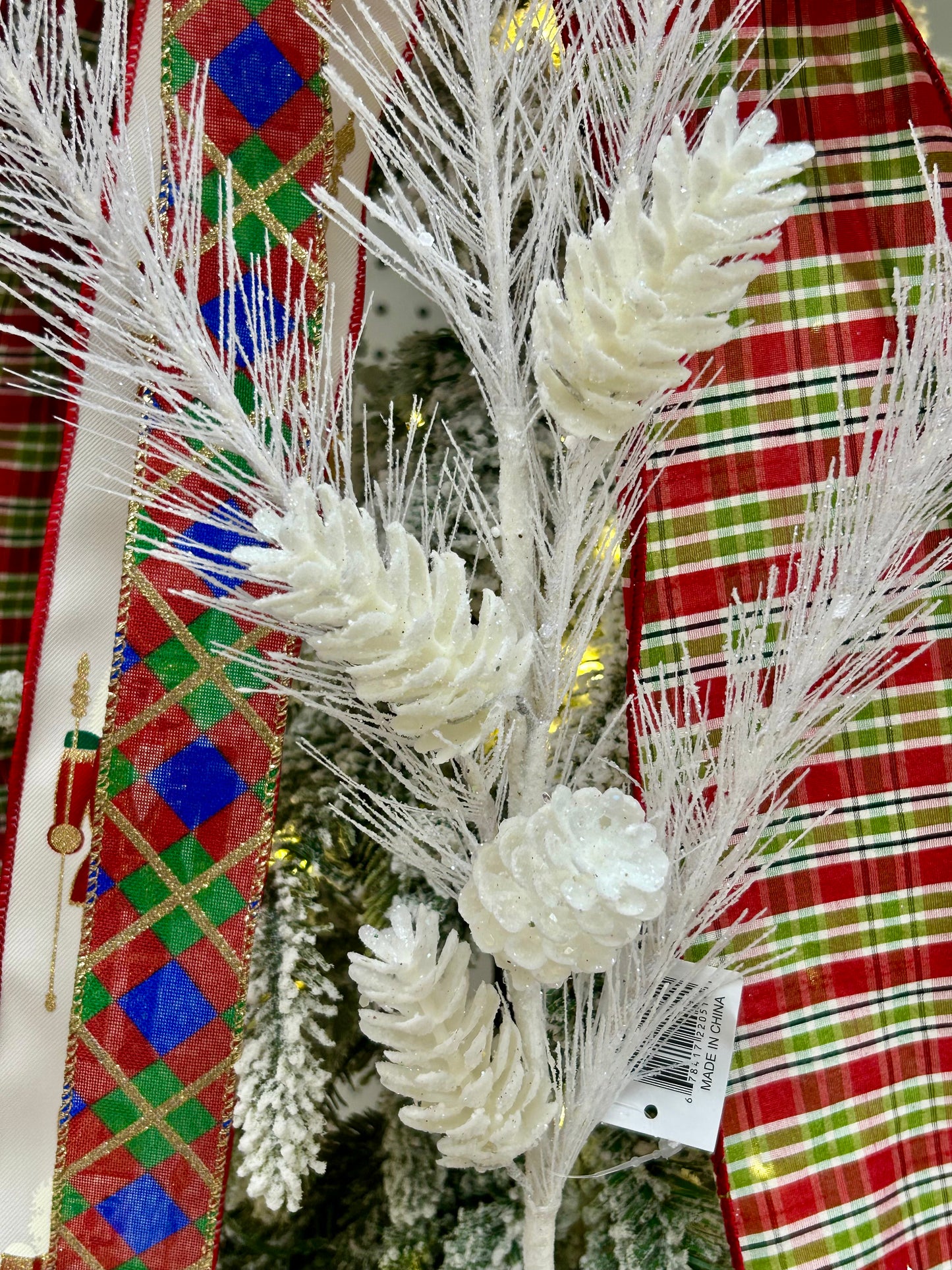 33 Inch White Glitter Pinecone Spray