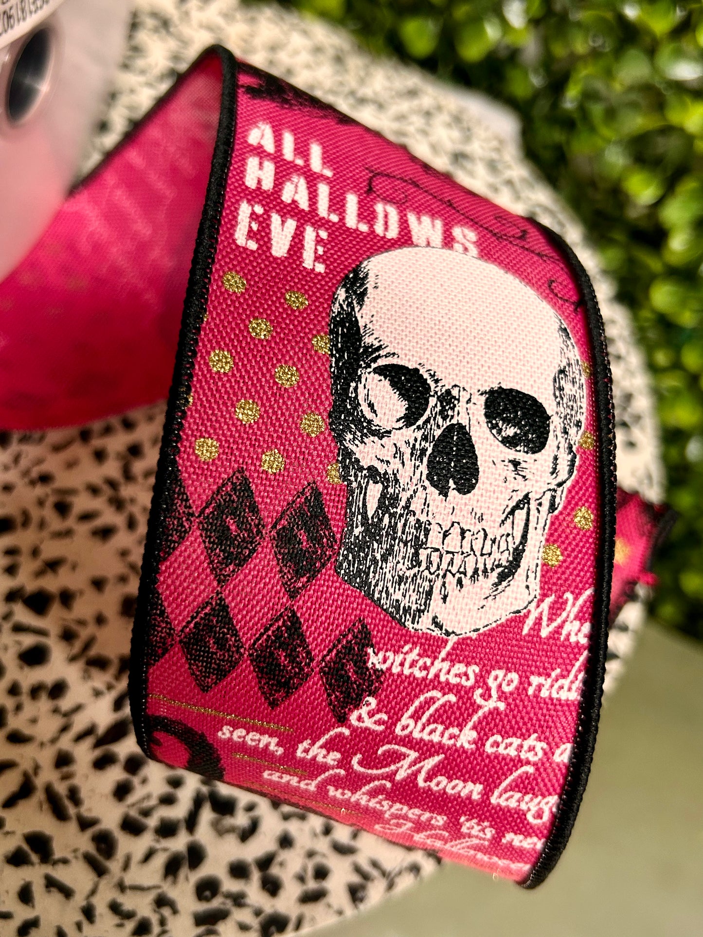 2.5 Inch By 10 Yard Fuchsia Vintage Halloween Ribbon