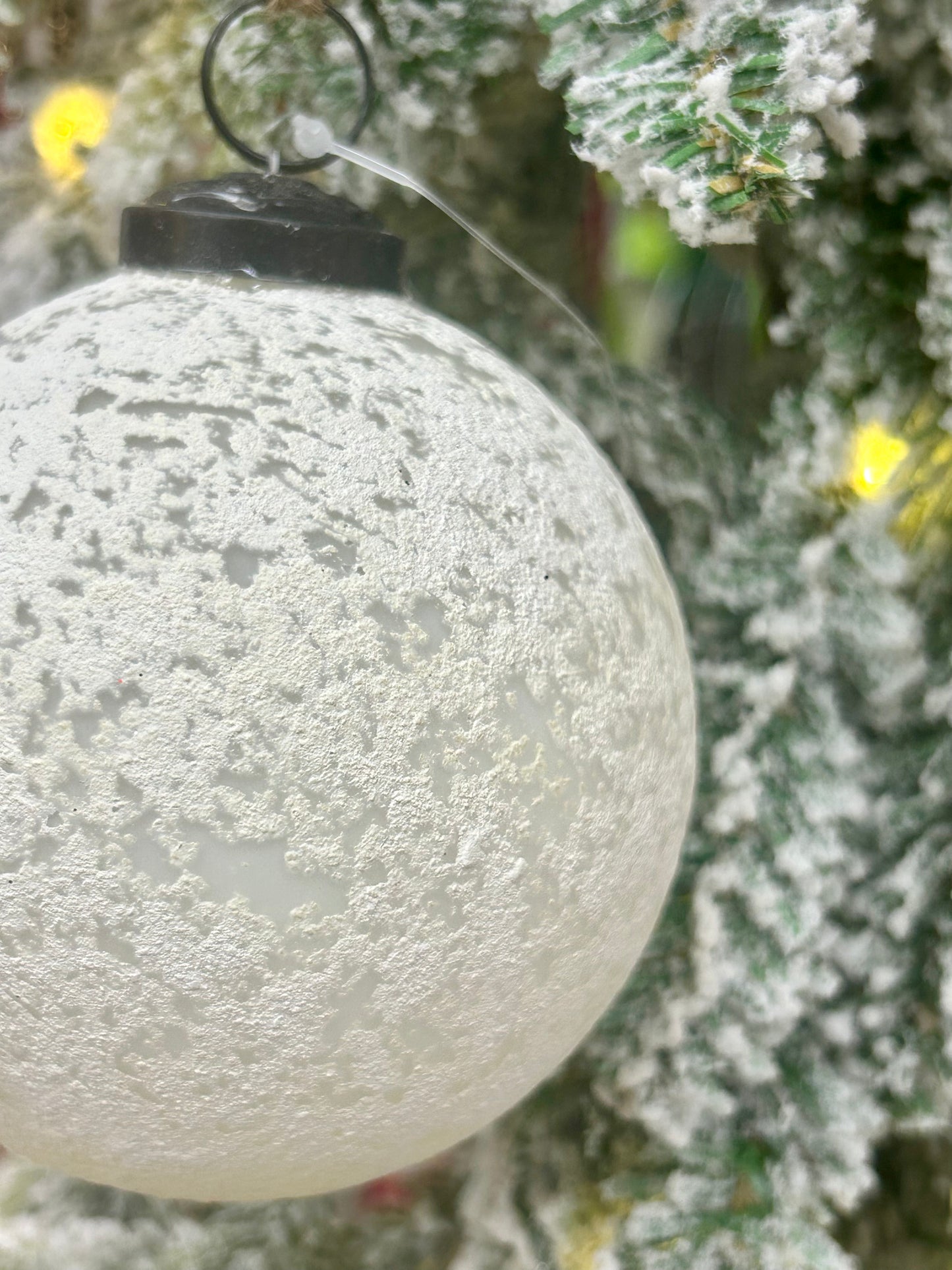 4 Inch Matte White And Clear Rustic Glass Ball Ornament