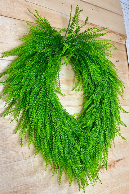 26 Inch Green Bead Grass Oval Wreath