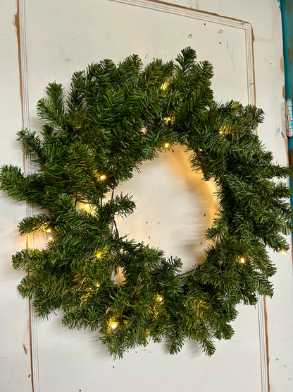 24 Inch Lighted Canadian Pine Wreath
