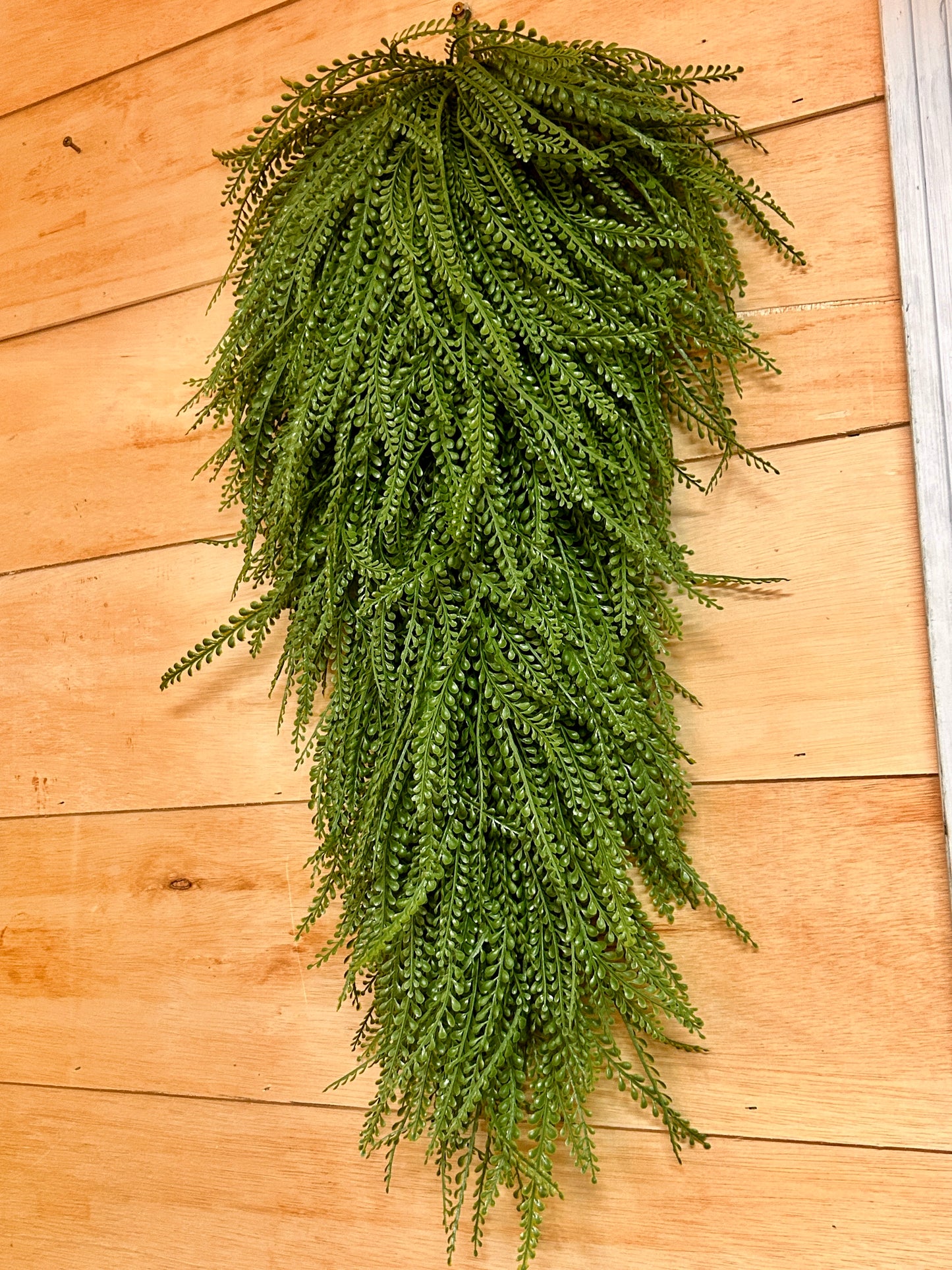 32 Inch Green Bead Grass Teardrop