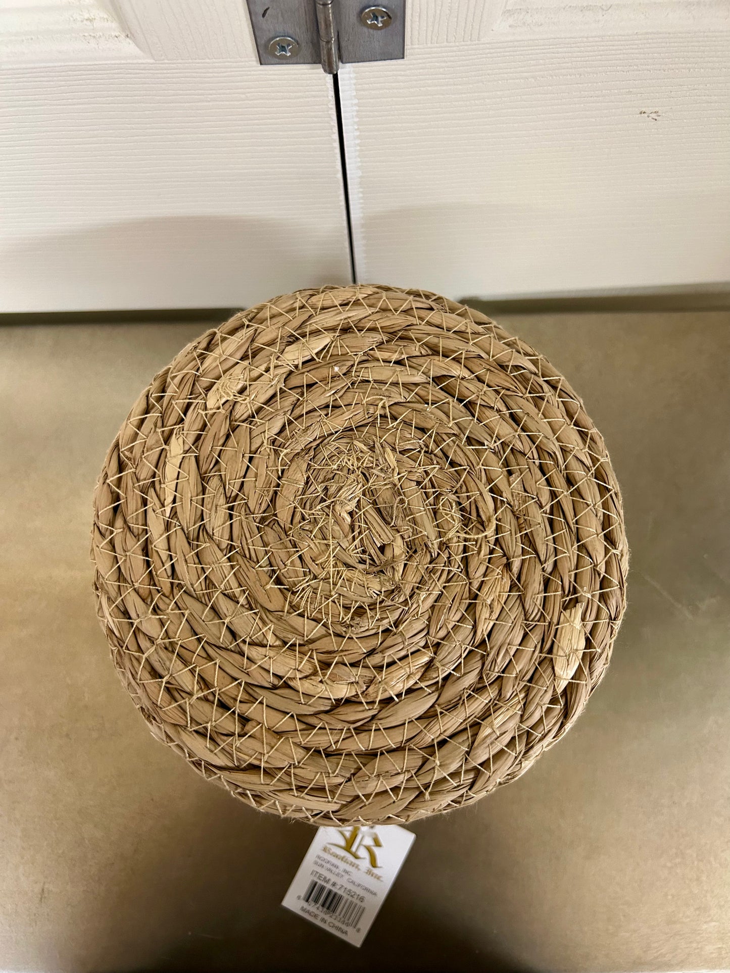 8 Inch Diameter By 6 Inch Height Woven Grass Planter