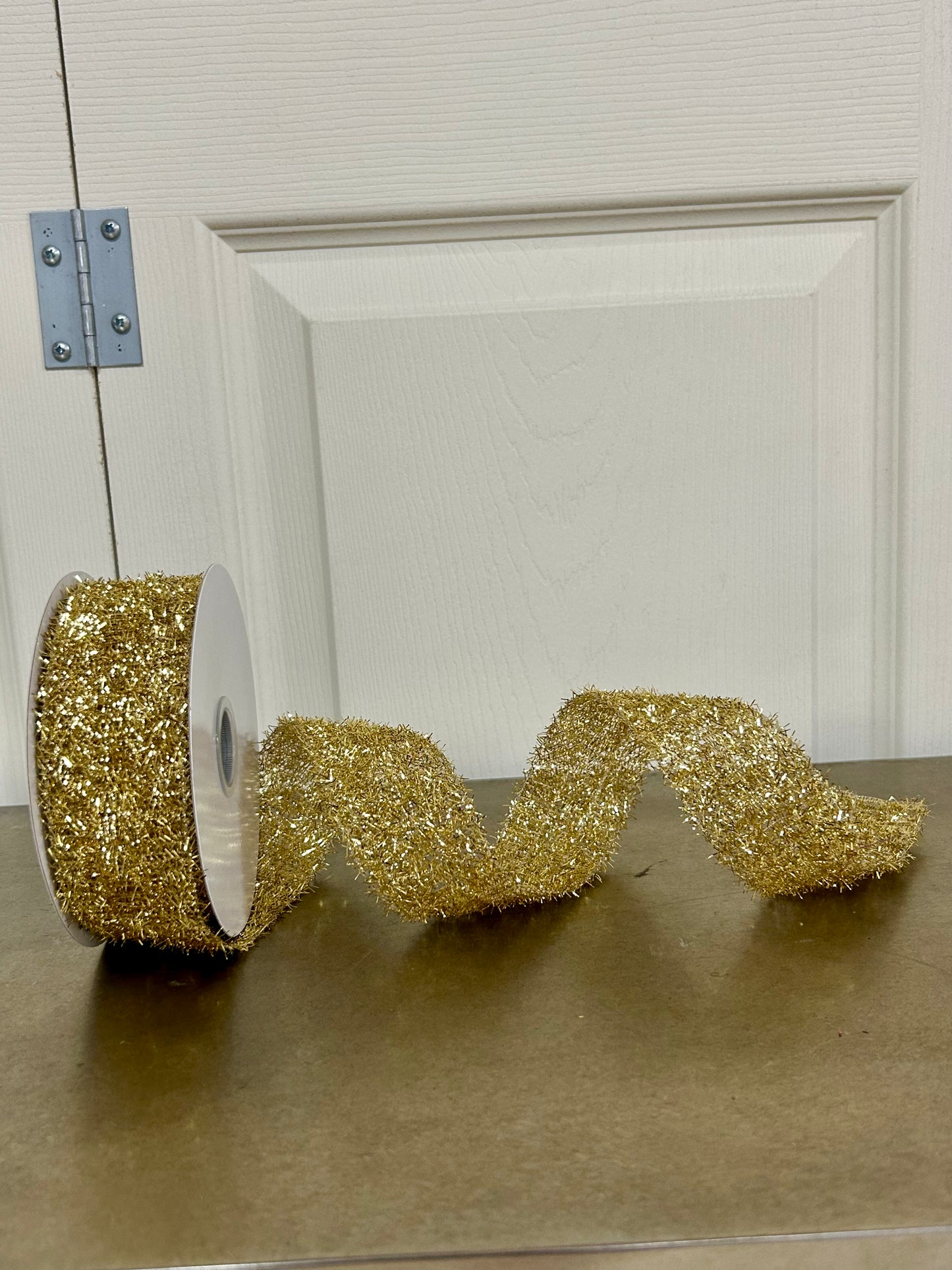 1.5 Inch By 10 Yard Gold Long Confetti Metallic Wired Ribbon