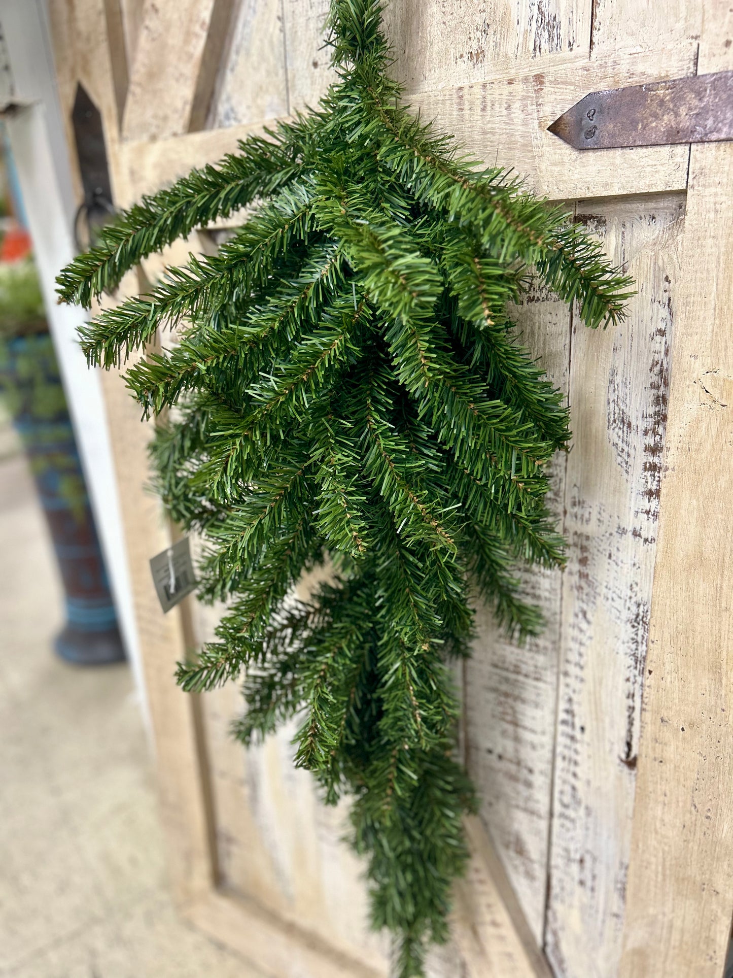 32 Inch Canadian Pine Teardrop