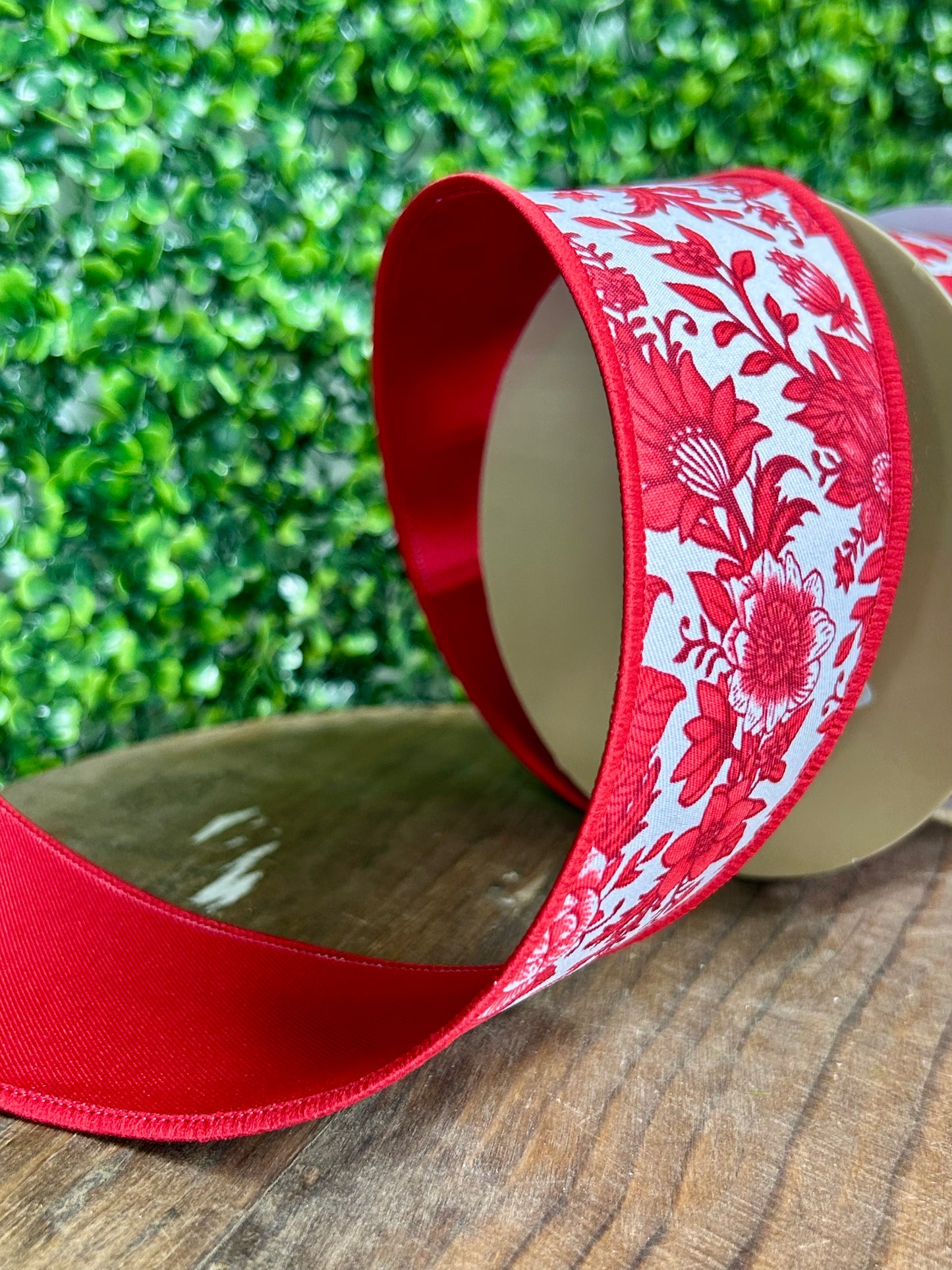 2.5 Inch By 10 Yard Red And White Chinoiserie Floral Fused Ribbon