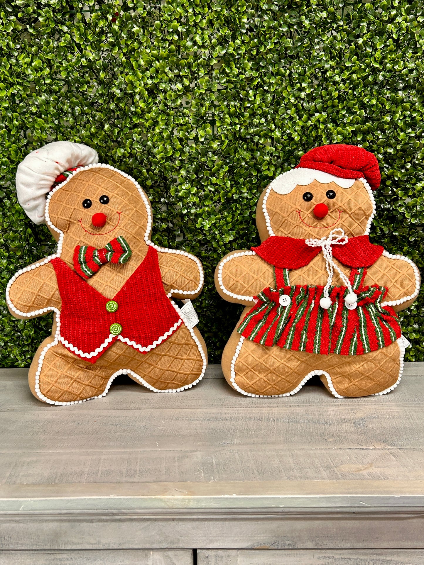 18 Inch Fabric Holiday Gingerbread Man Cushion Two Assorted