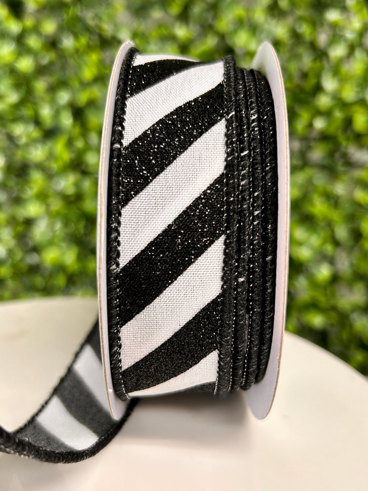 7/8 Inch By 10 Yard White And Black Diagonal Glitter Stripe Ribbon