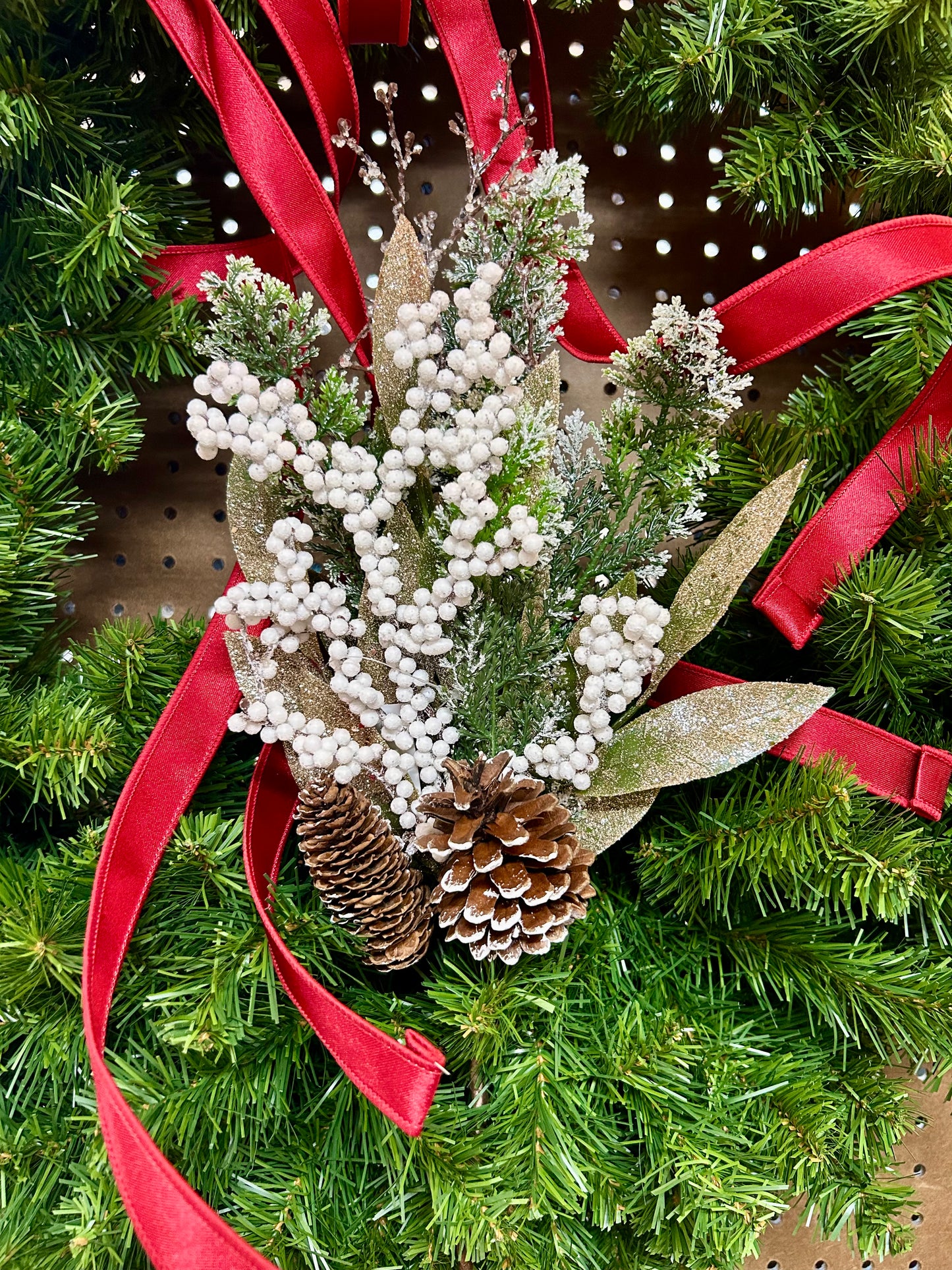 18 Inch White Berry Pinecone And Twig Pine Pick