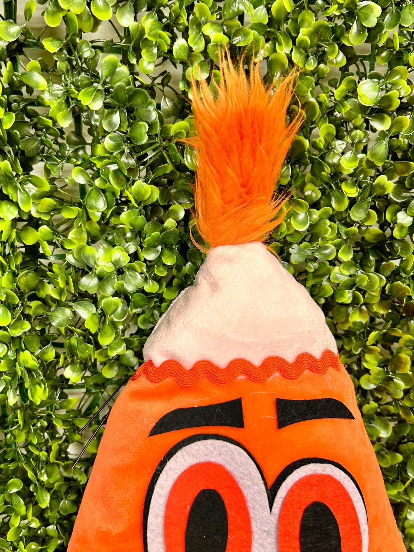 11 Inch Candy Corn Wreath Enhancement