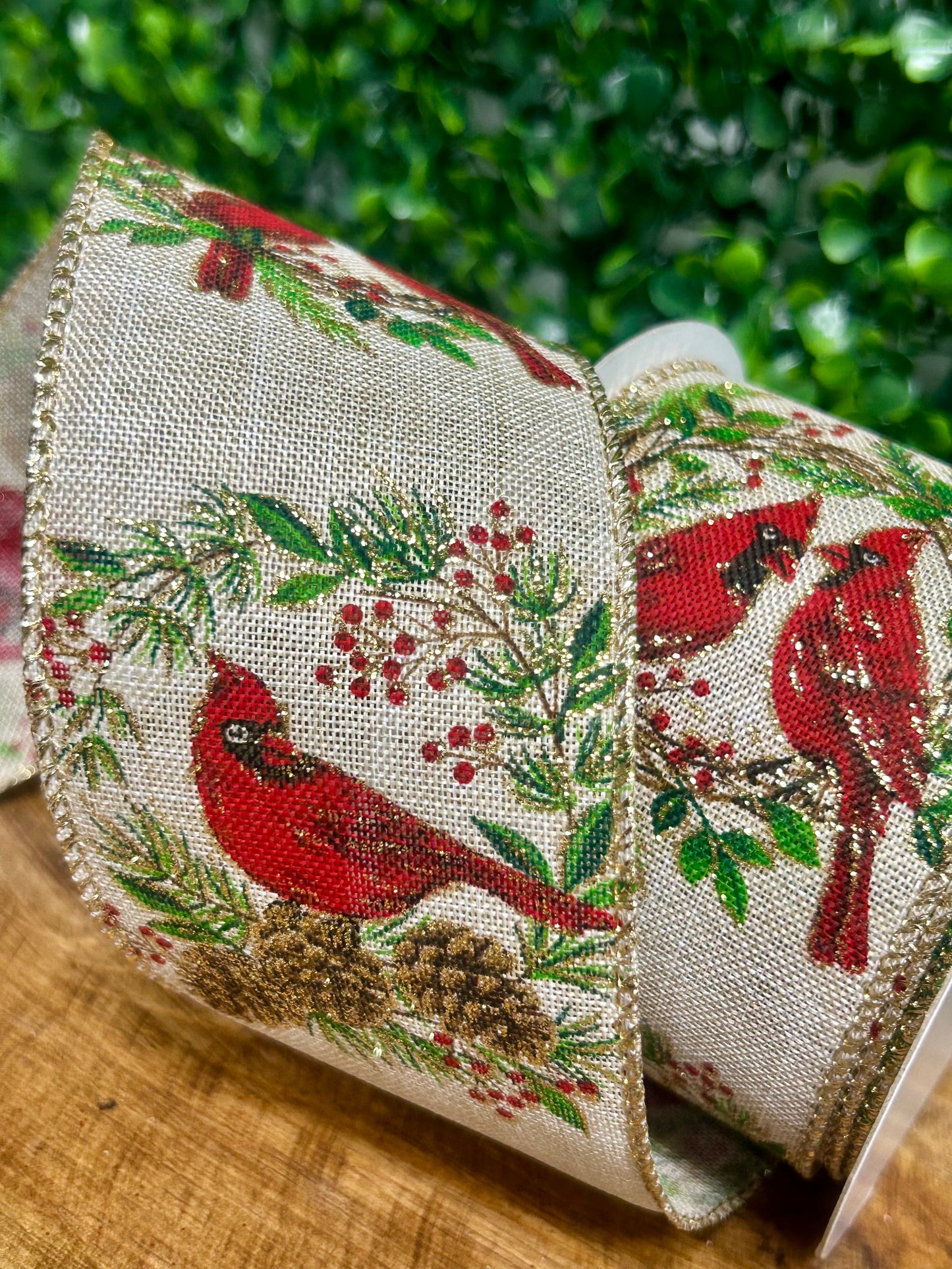 2.5 Inch By 10 Yard Cardinals In A Wreath Ribbon