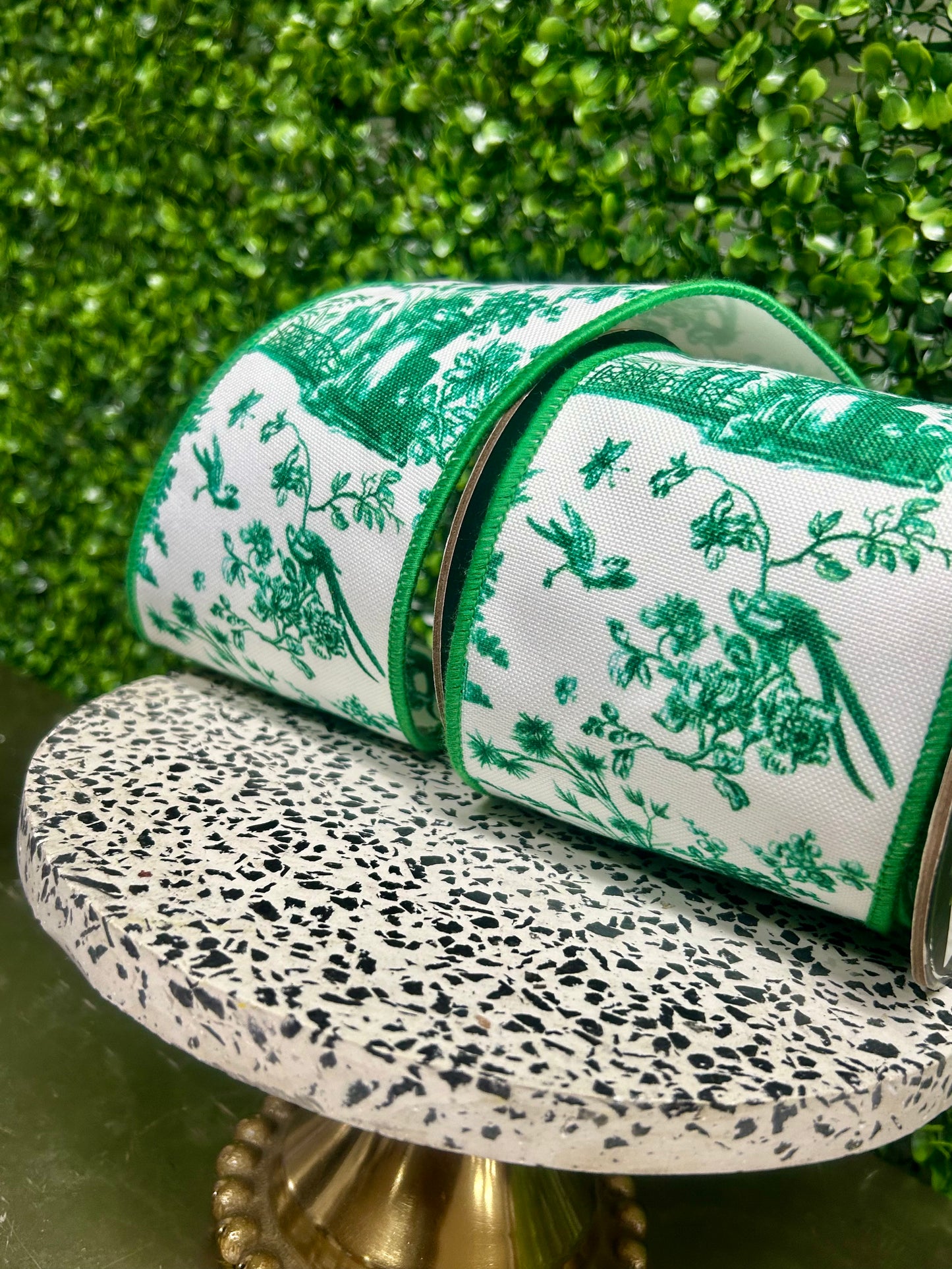 4 Inch By 5 Yard Green And White Asian Vista Chinoiserie Deluxe Ribbon