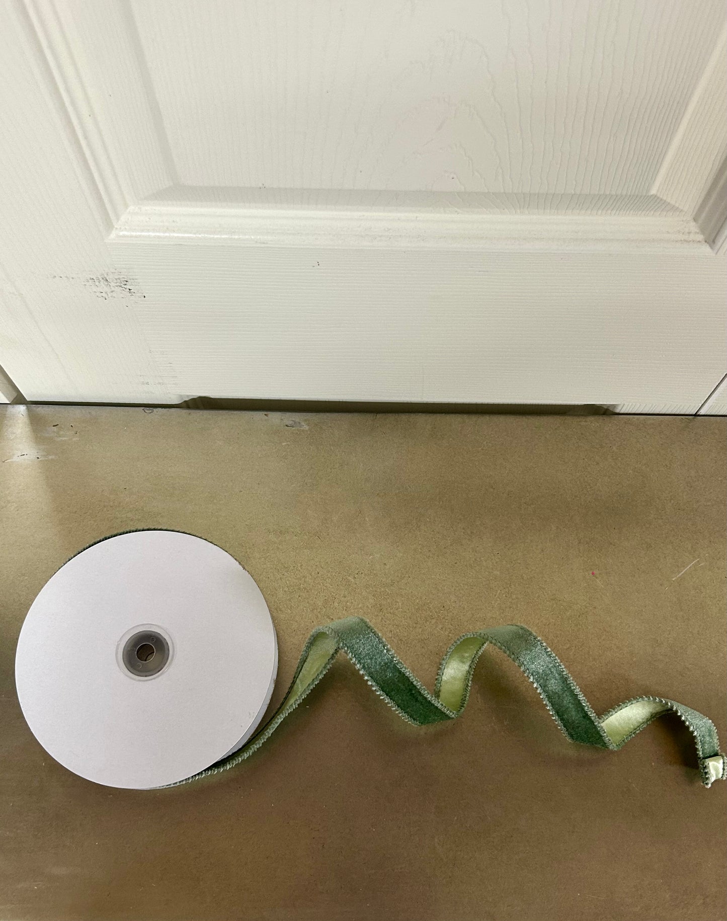 7/8 Inch By 10 Yard Sage Green Deluxe Velvet With Satin Backing Ribbon