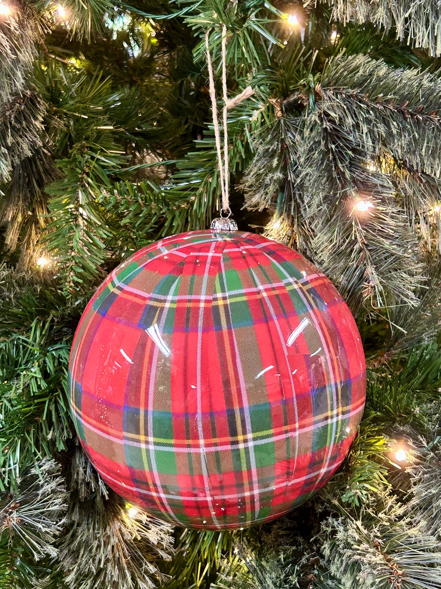6 Inch Plaid Plastic Ball Ornament