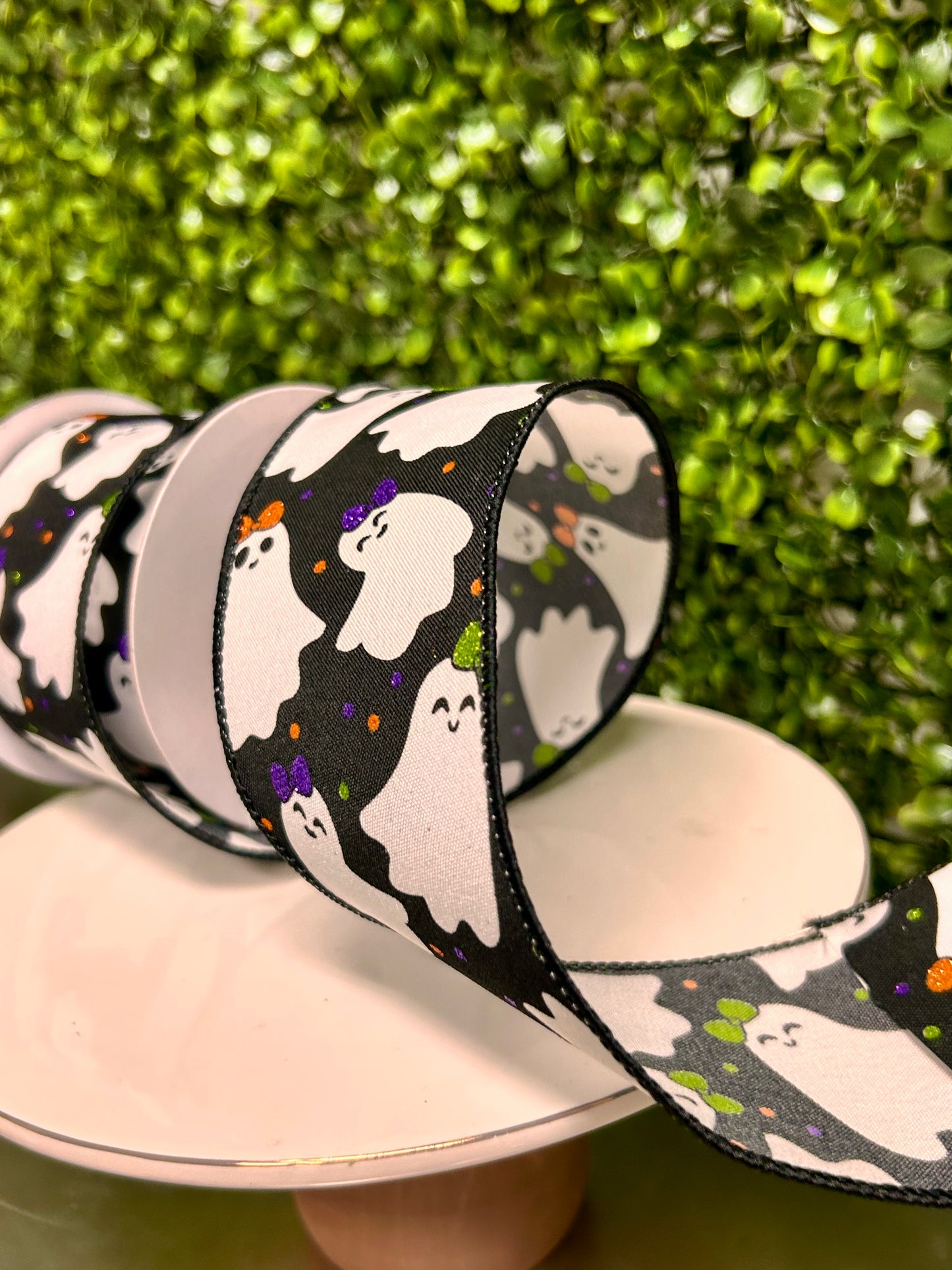 2.5 Inch By 10 Yard Ghosties With Bows Ribbon