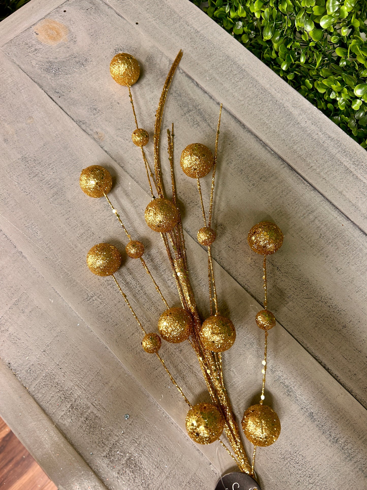27 Inch Gold Mixed Size Glittered Ball Spray