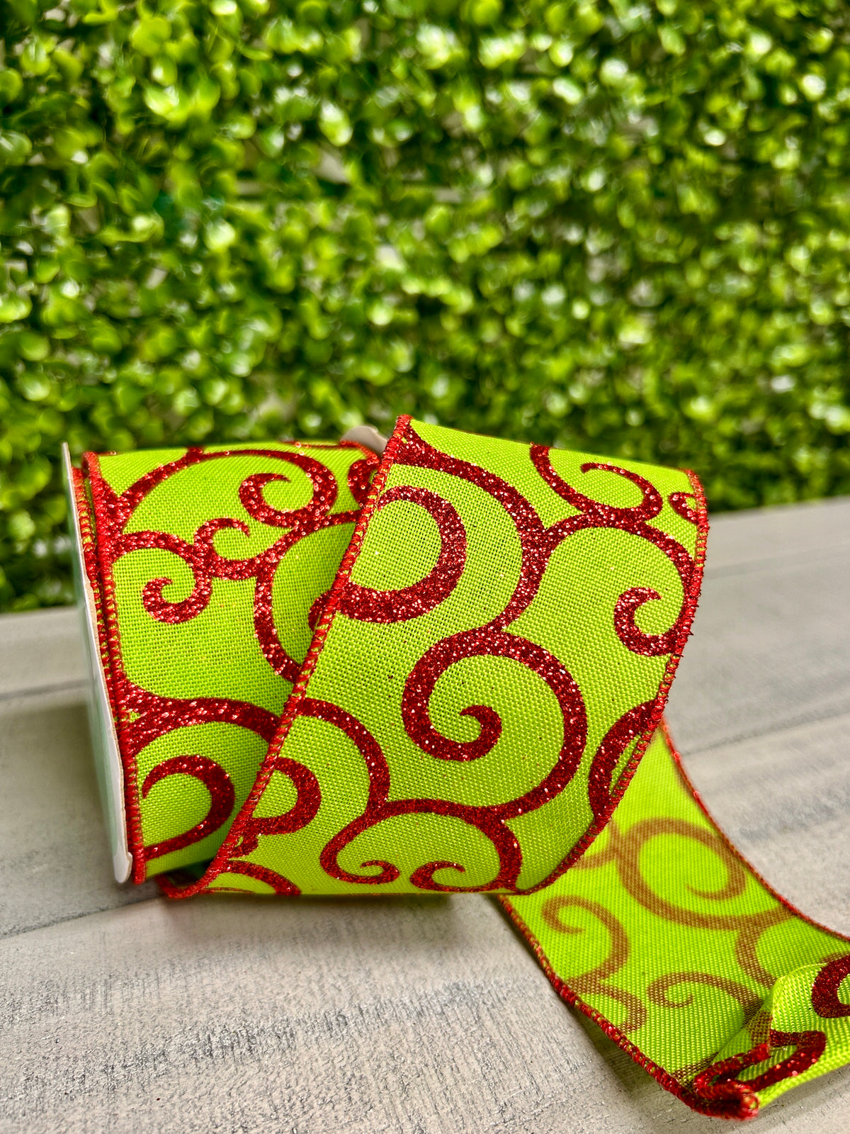 2.5 Inch By 10 Yard Fresh Green And Red Glitter Swirl Ribbon