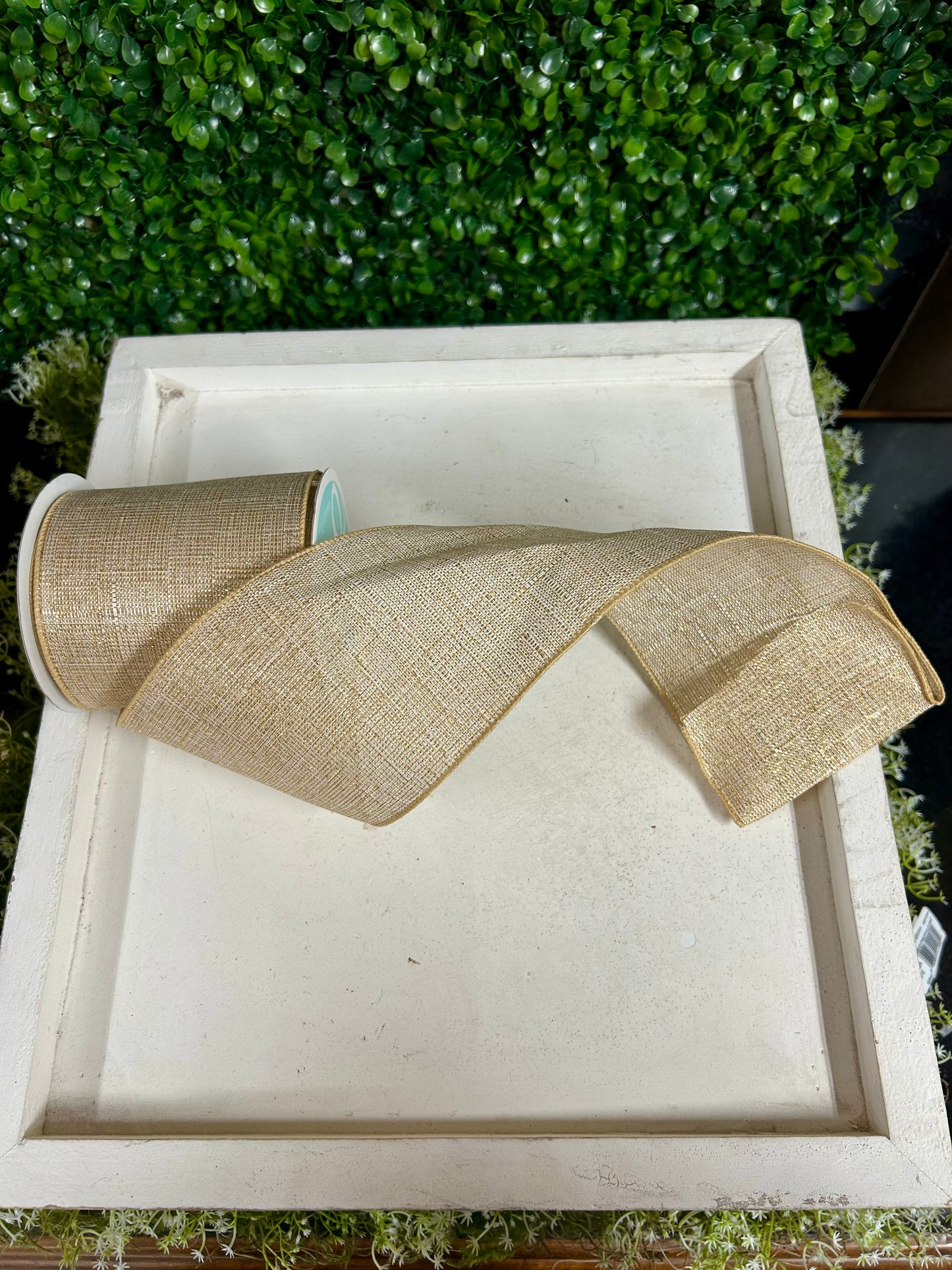 4 Inch By 10 Yard Cream And Gold Royal Metallic Ribbon