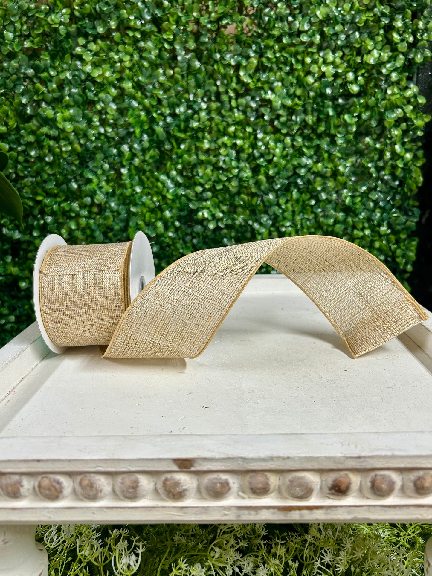 2.5 Inch By 10 Yard Cream And Gold Metallic Royal Burlap Ribbon