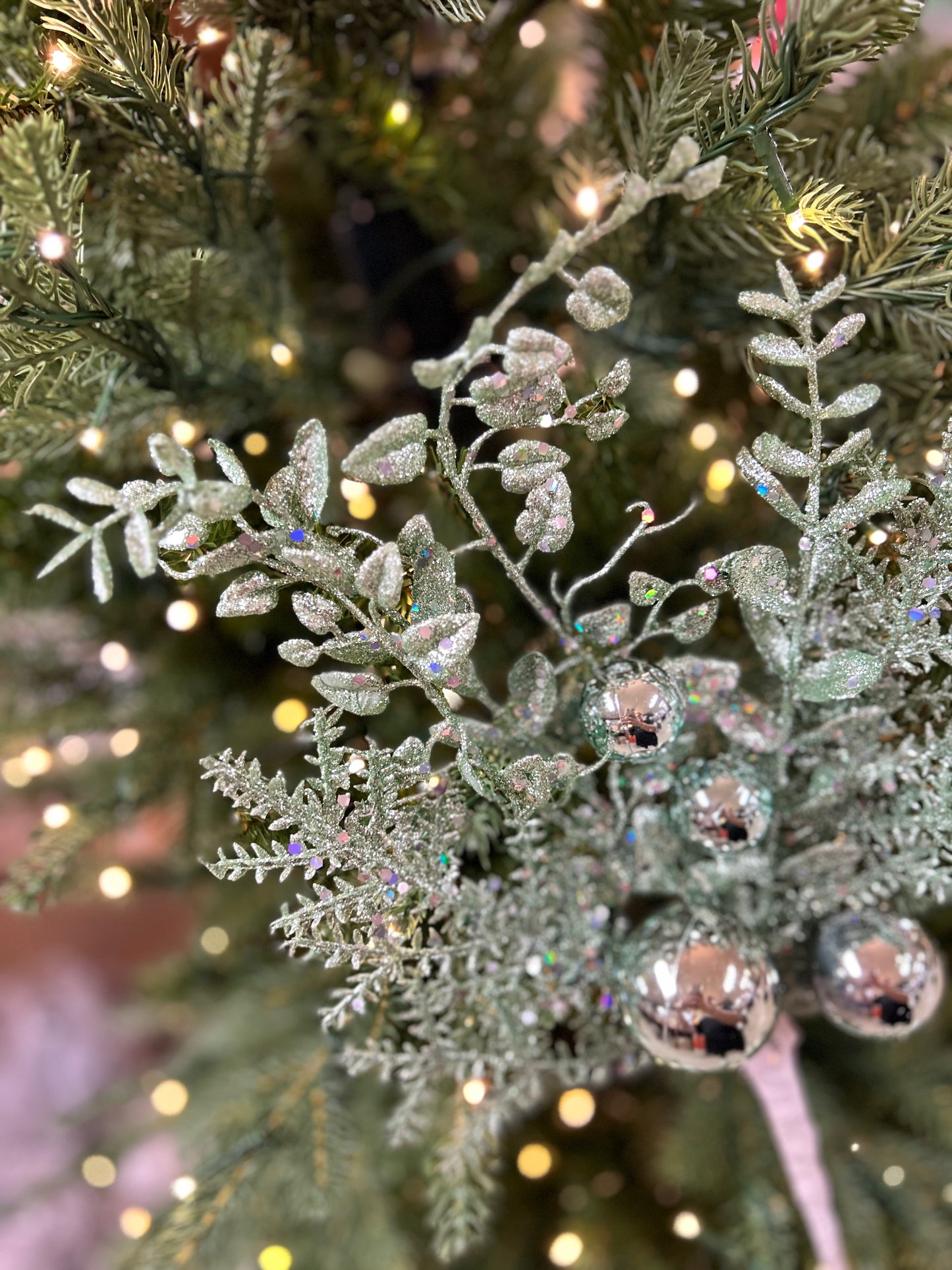 18 Inch Mint Ball Berry Spray