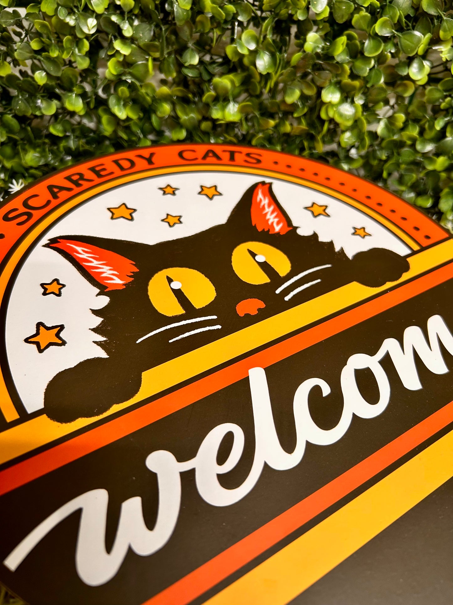 10.5 Inch Orange And Yellow Scaredy Cats Welcome Sign