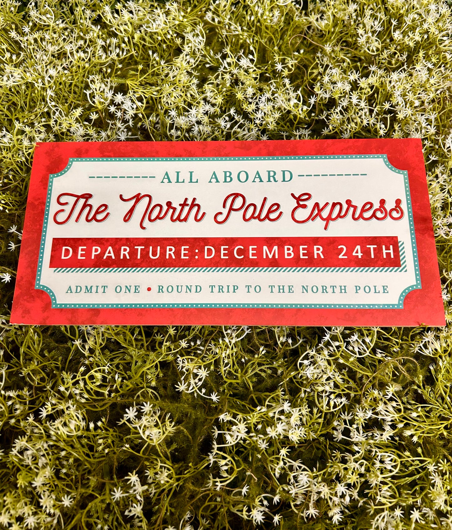 12.5 Inch The North Pole Express Wood Sign