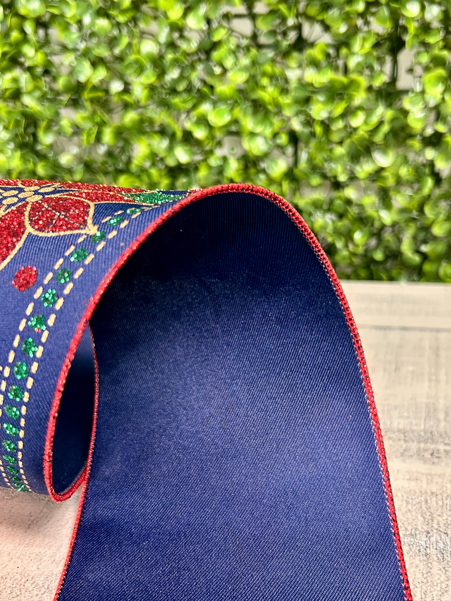 4 Inch By 10 Yard Deluxe Poinsettia Ribbon