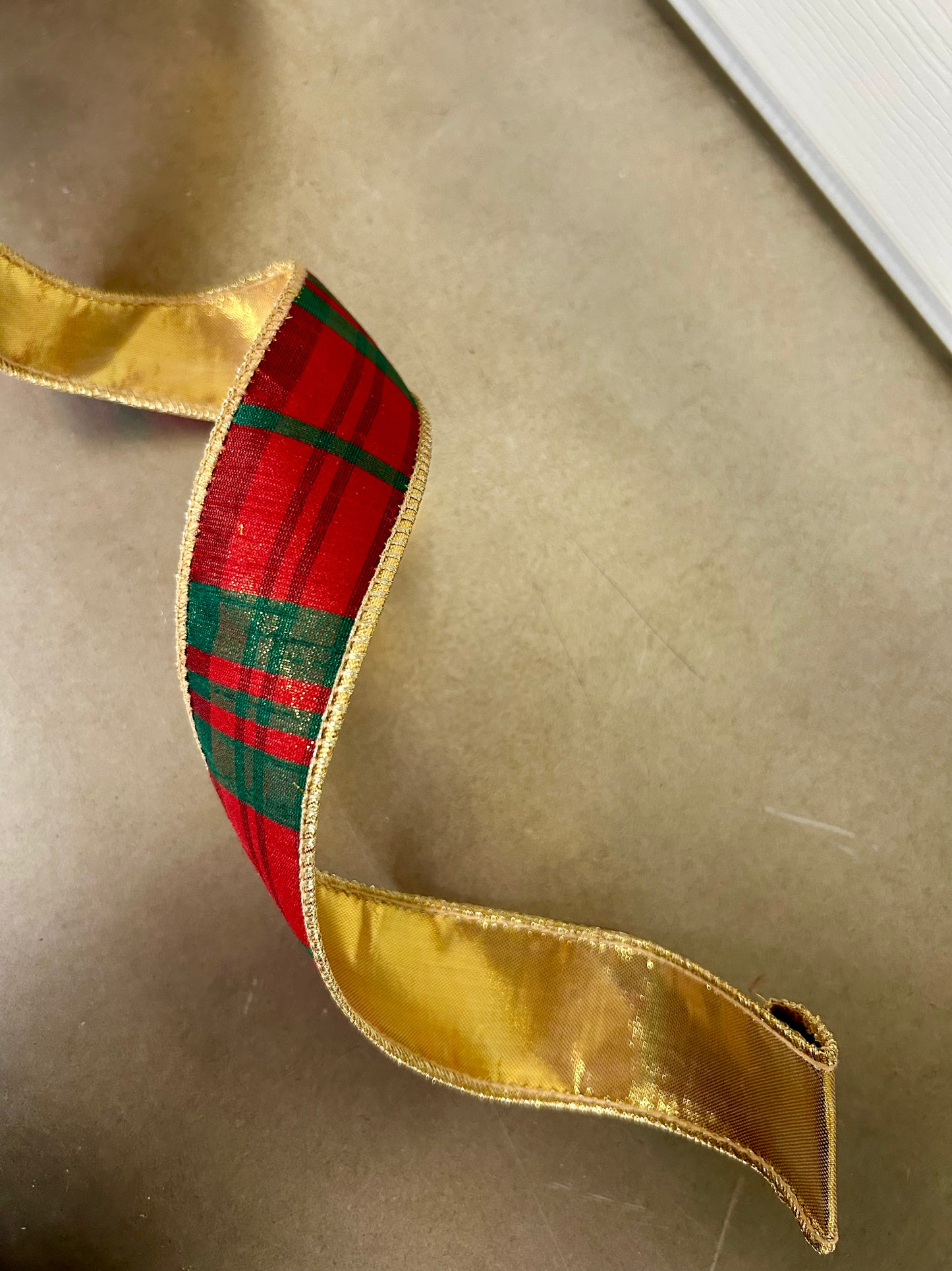 1.5 Inch By 10 Yard Modern Red And Green Christmas Plaid With Gold Back Ribbon