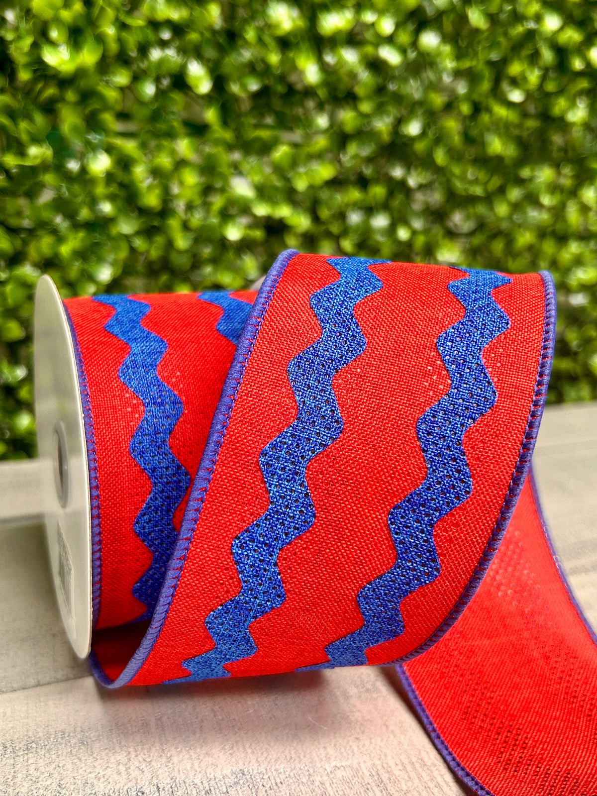 2.5 Inch By 10 Yard Red And Royal Blue Ric Rac Ribbon
