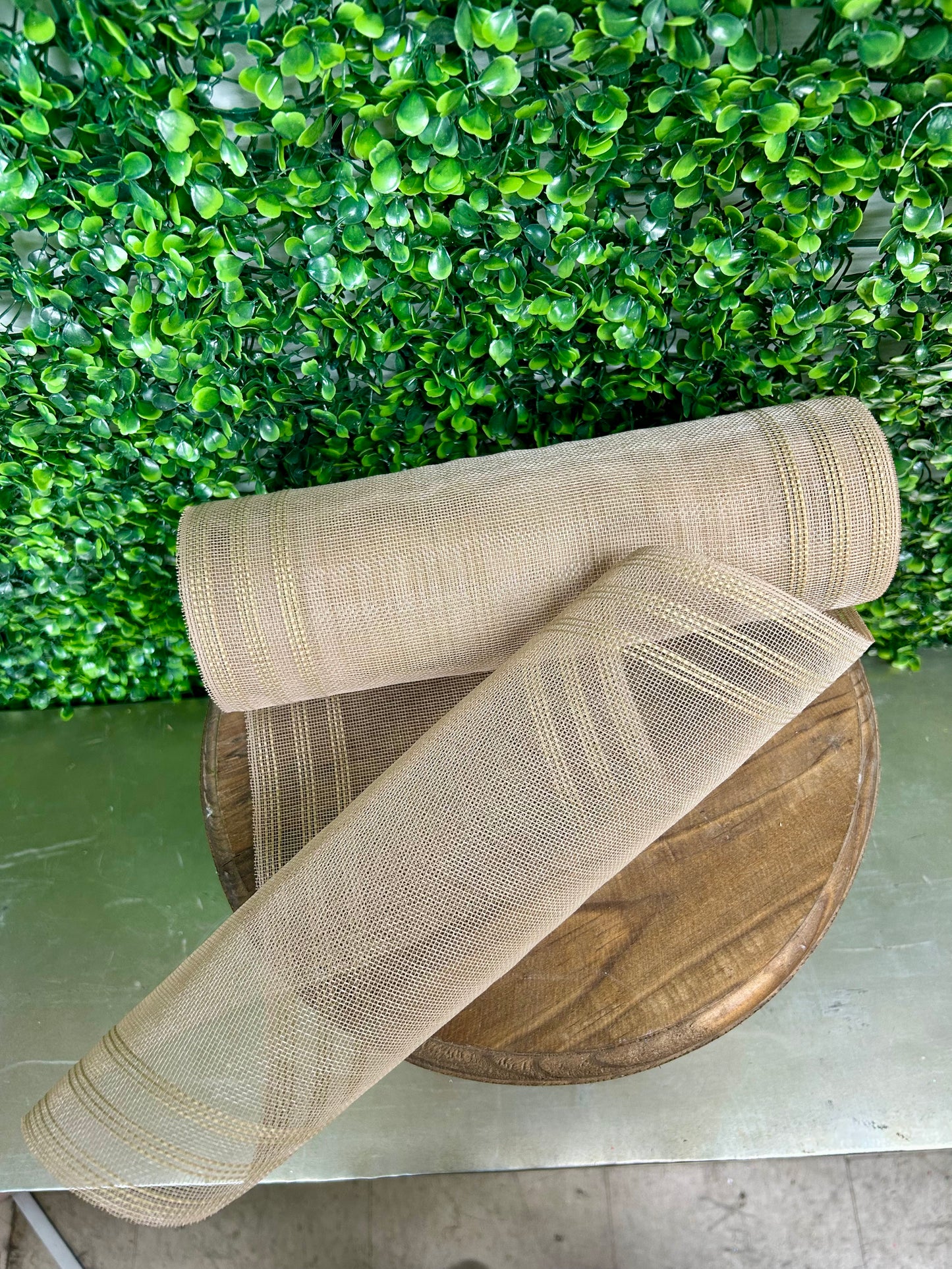 10.25 Inch By 10 Yard Natural Fine Weave Border Stripe Mesh