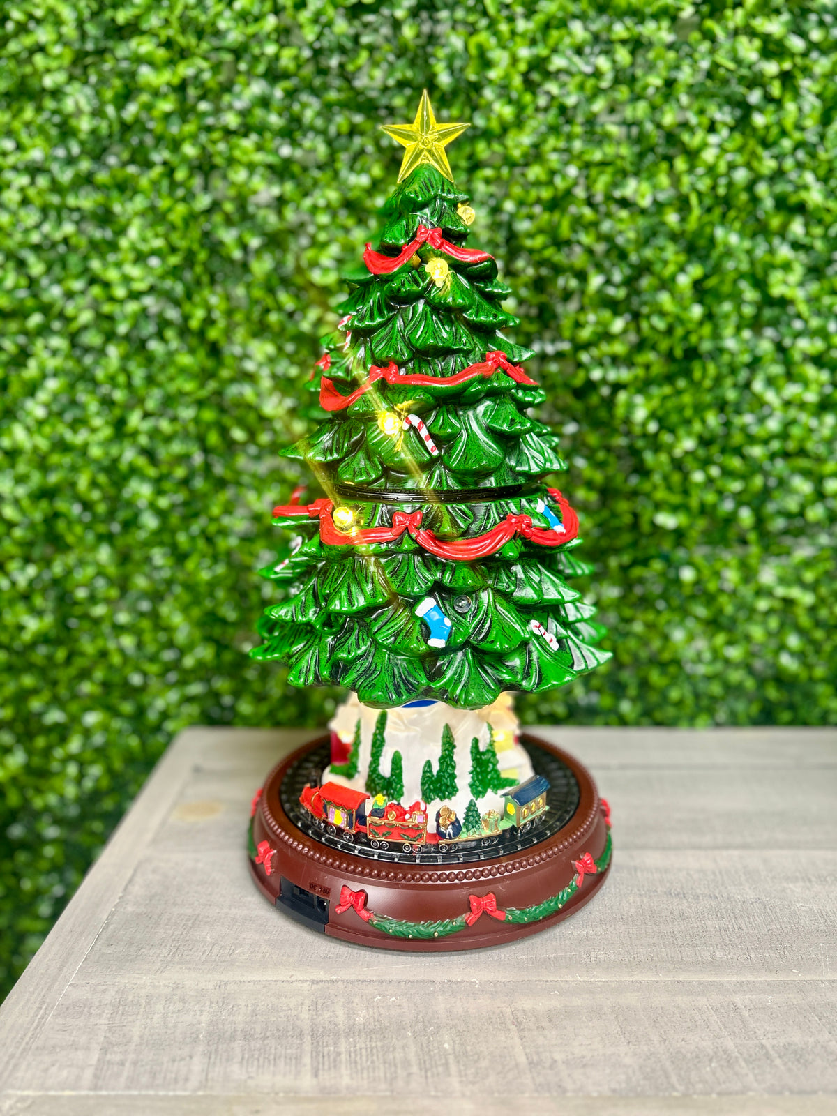 17.91 Inch Musical Village Christmas Tree Light With Moving Scene