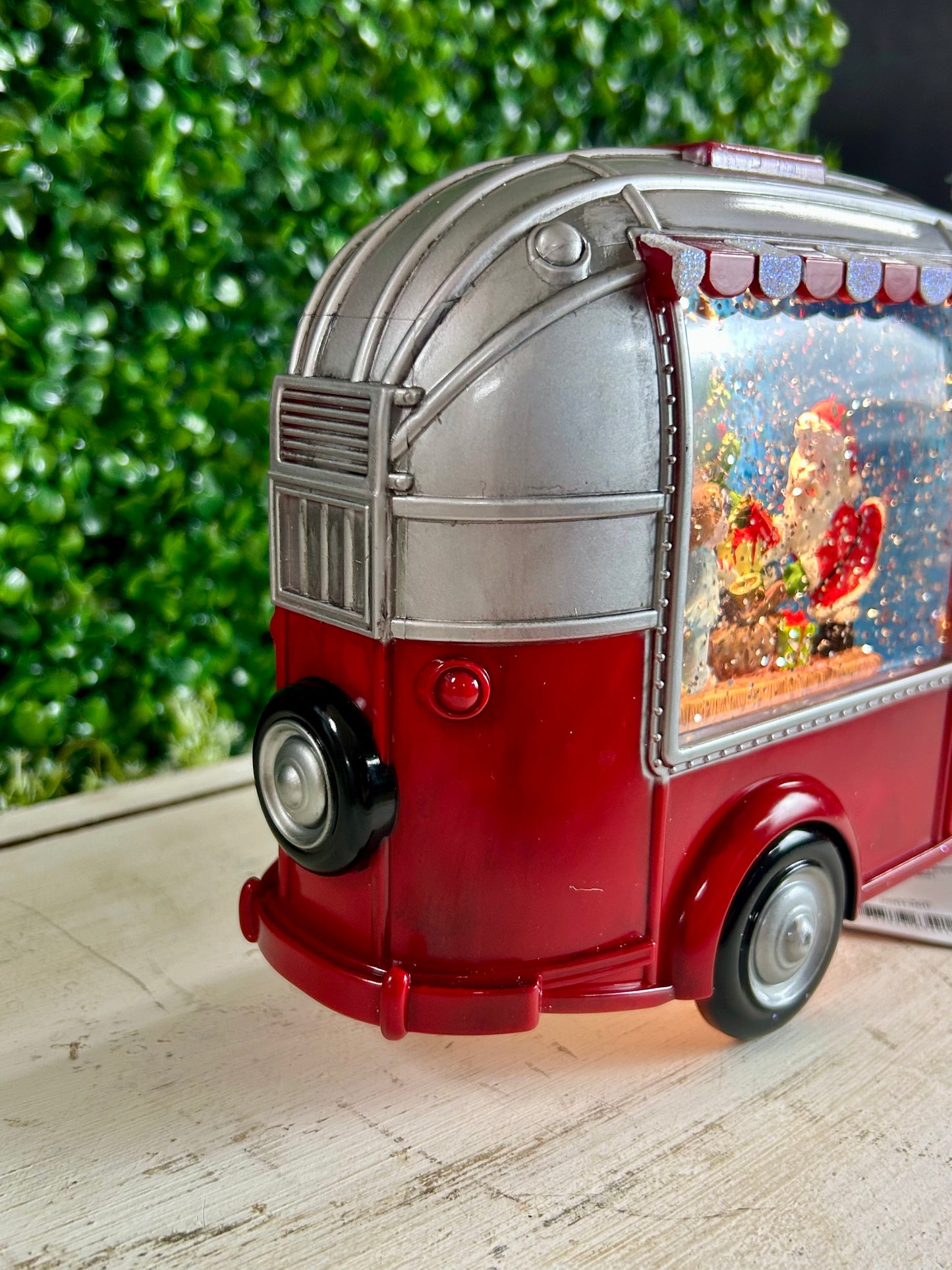 9.25 Inch Lighted Musical Spinning Water Globe Camper With Holiday Figures