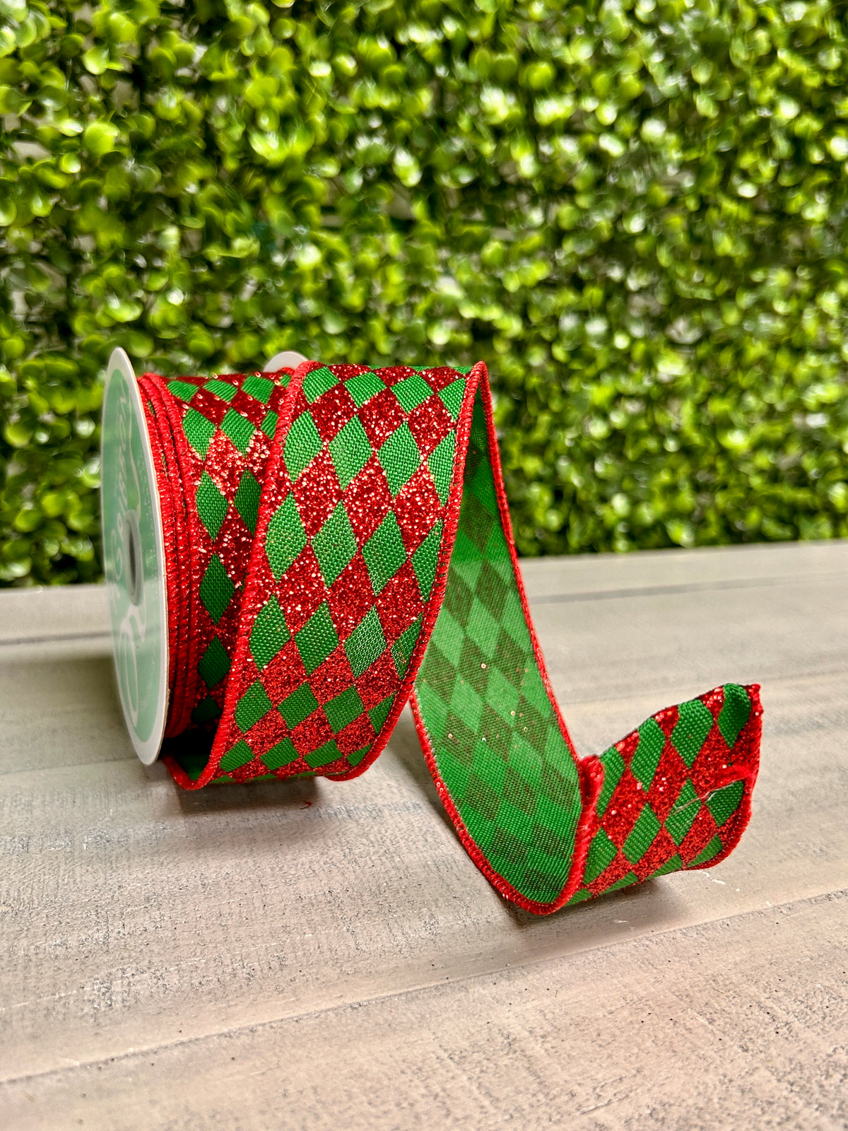 1.5 Inch By 10 Yard Emerald Green And Red Glitter Harlequin Ribbon