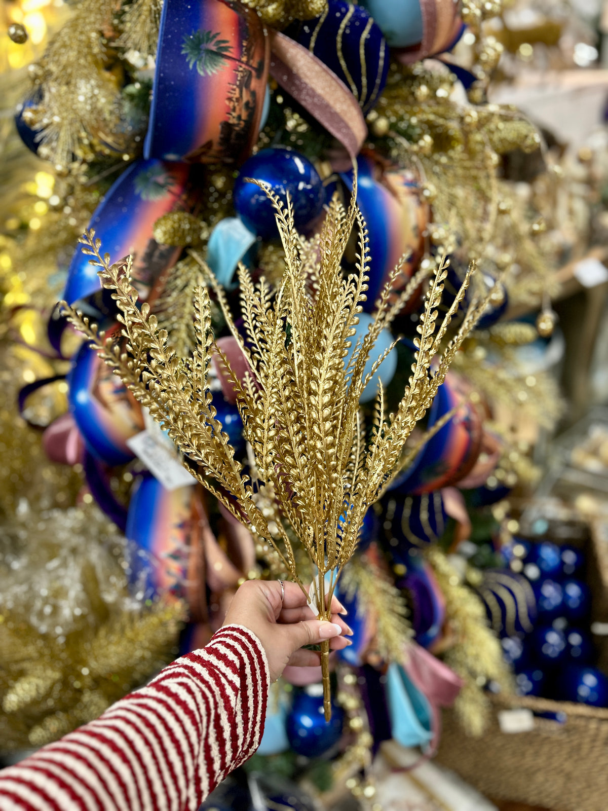 21 Inch Gold Fern Bush