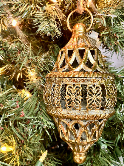 7.5 Inch Gold Metal Filigree Finial Ornament